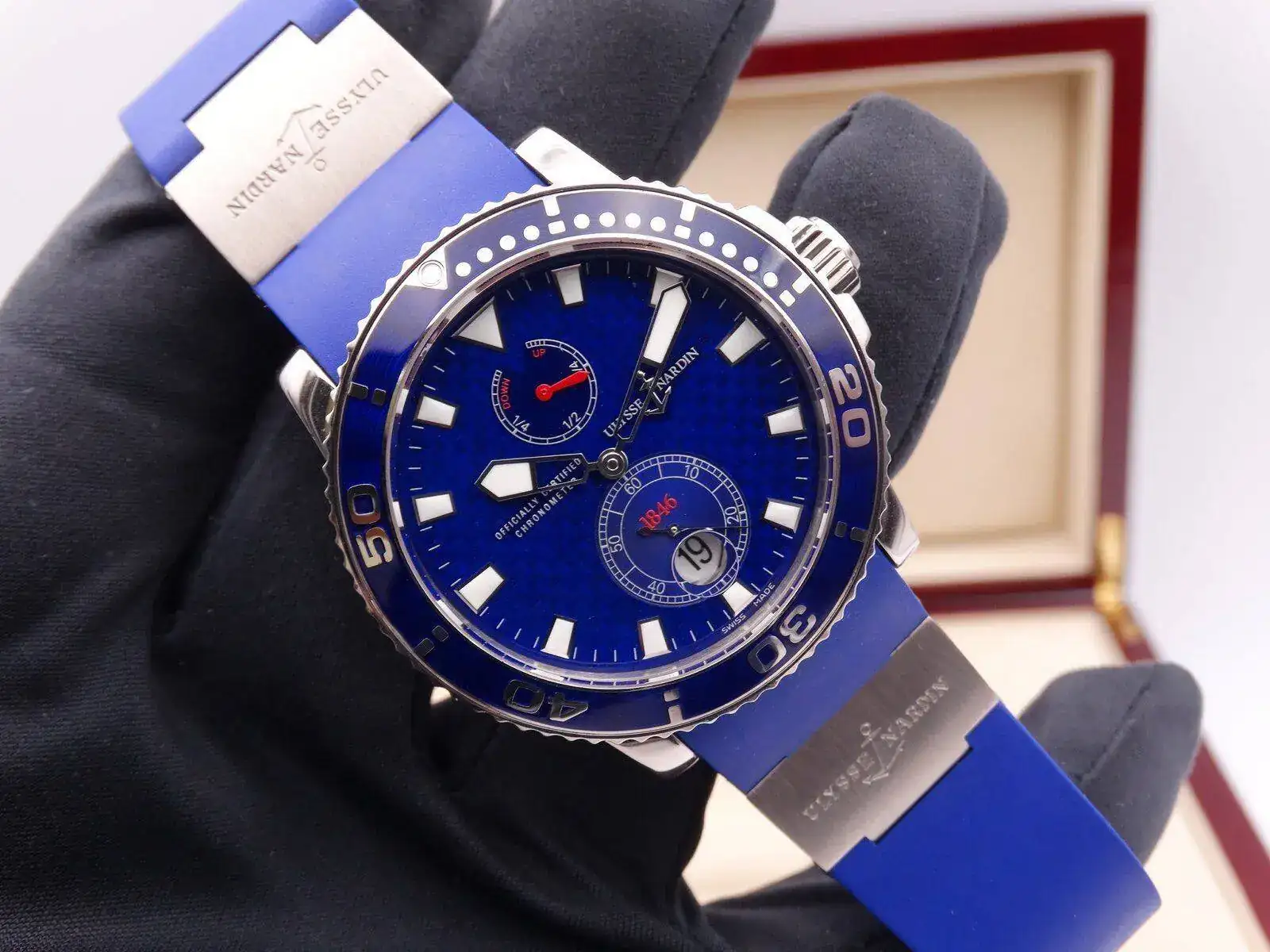 Ulysse Nardin Maxi Marine Diver Blue Gold 260-32 05385.webp