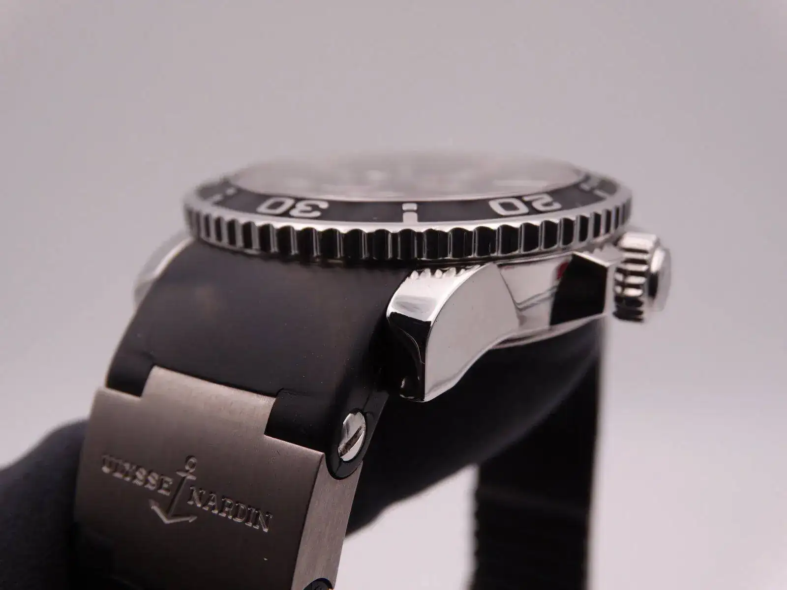 Ulysse Nardin Maxi Marine Diver Power Reserve 03952.webp