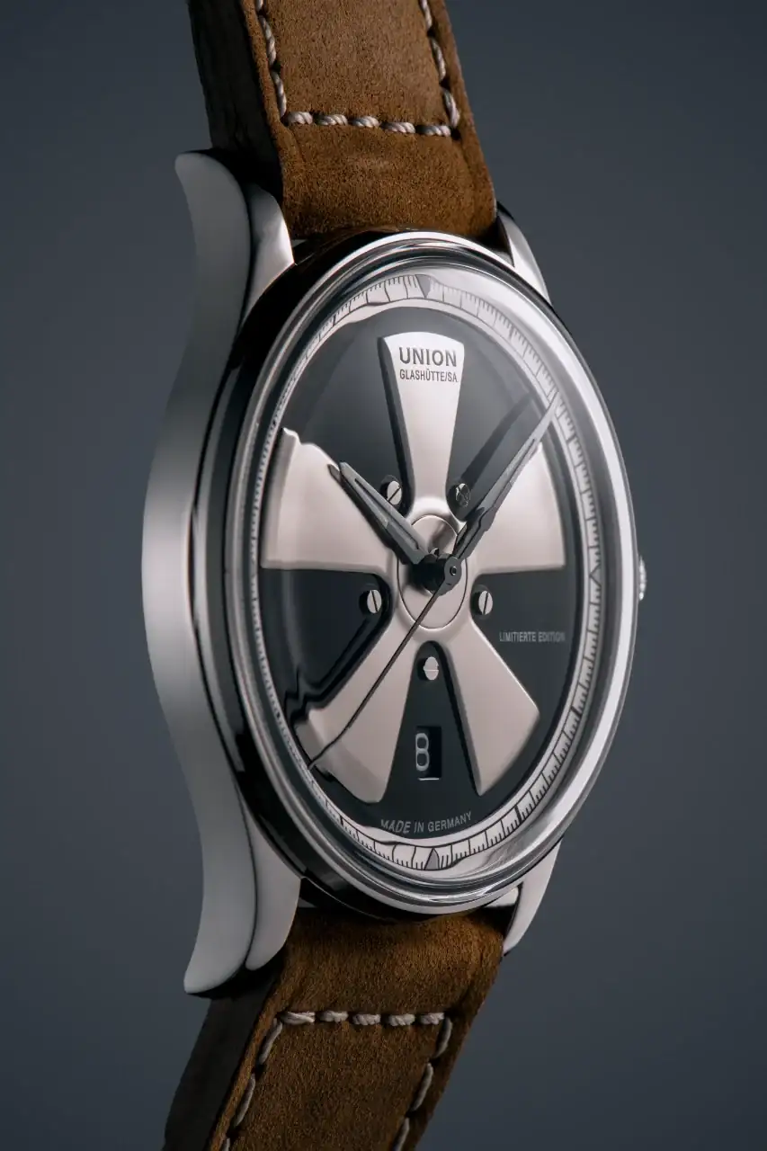 Union-Glashutte-Noramis-Date-Limited-Edition-Deutschland-Klassik-2023-3.webp