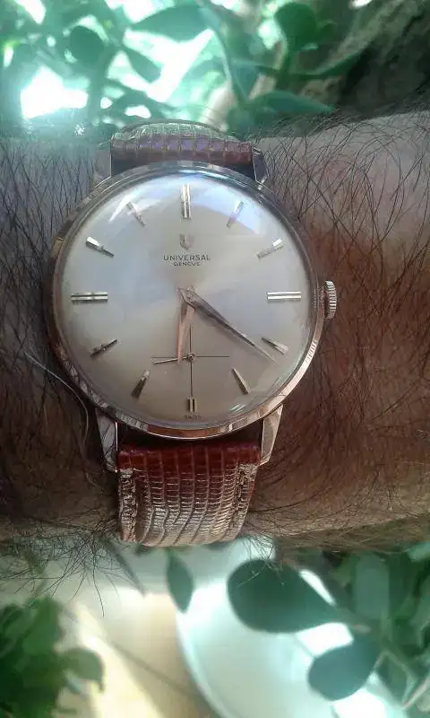 Universal Geneve calibre 1200.webp
