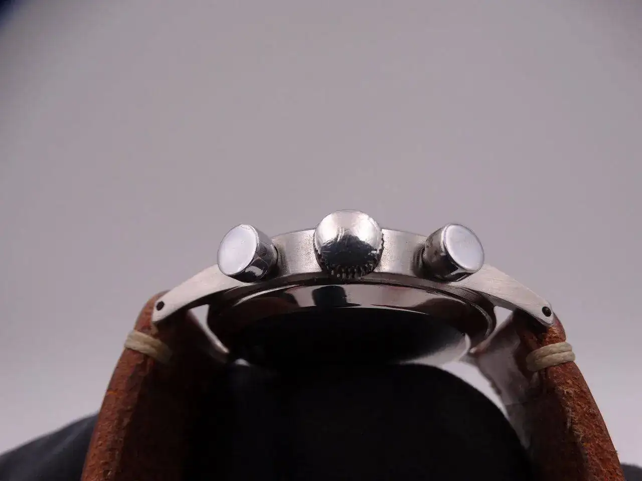 Universal Geneve Unicompax 02886.JPG