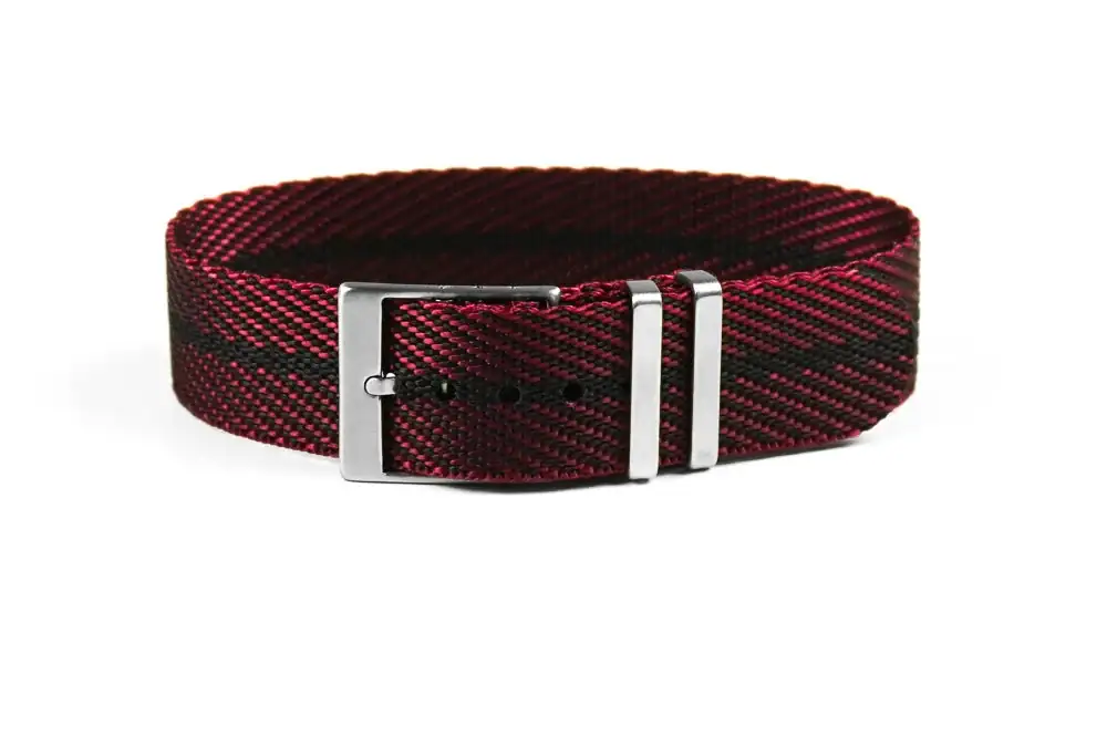 ustable_single_pass_strap_burgundy_red_black_2400x.webp