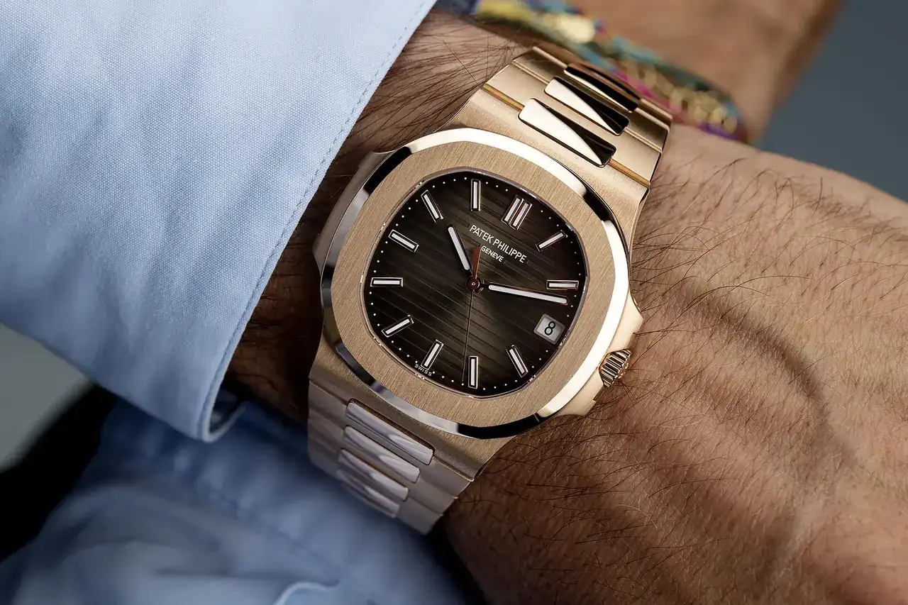 utilus-rose-gold-ref-5711-1r-001-year-2019-14039-9.webp