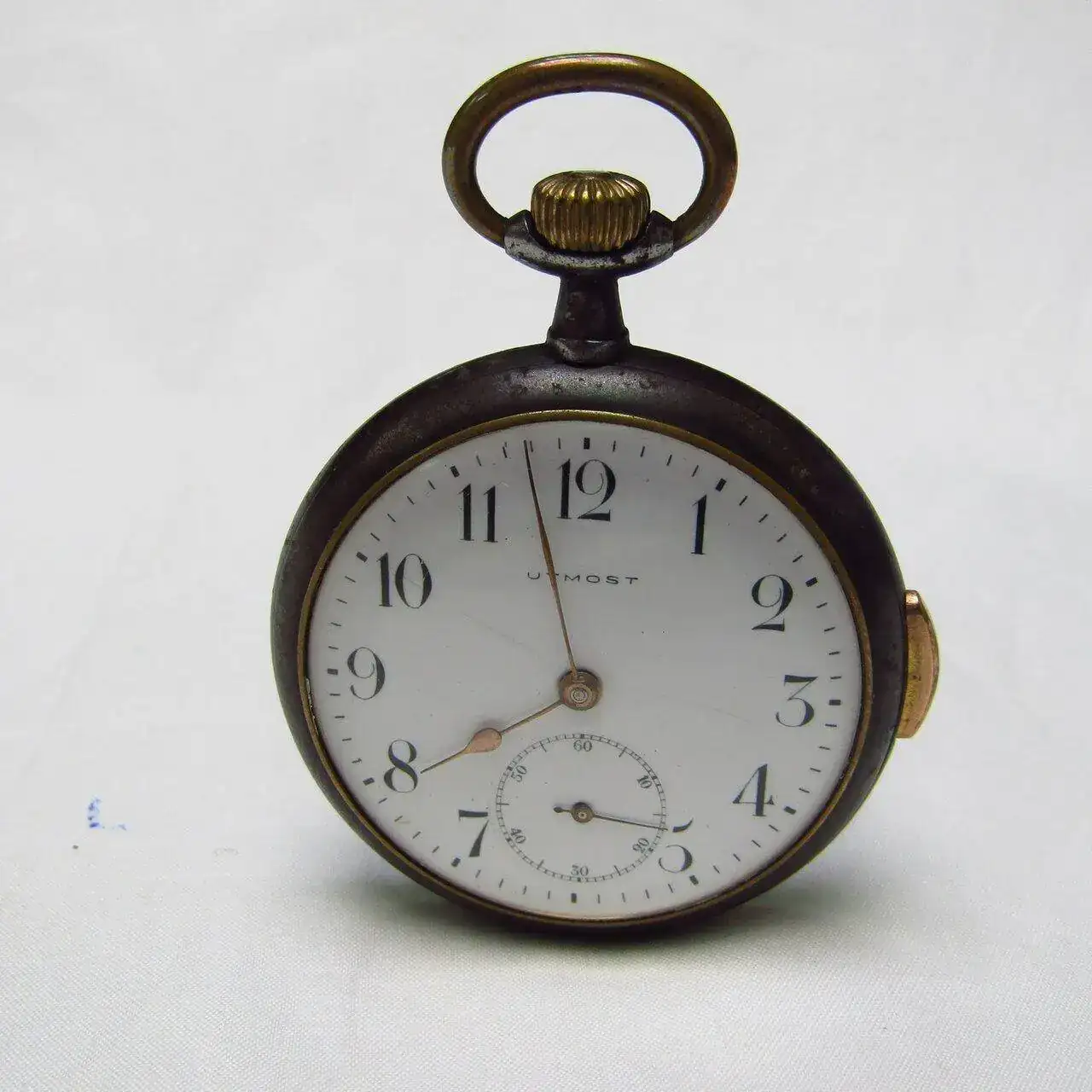 utmost-reloj-de-bolsillo-suizo-de-repeticion-de-horas-y-cuartos-a-demanda-ca-1900-9.webp