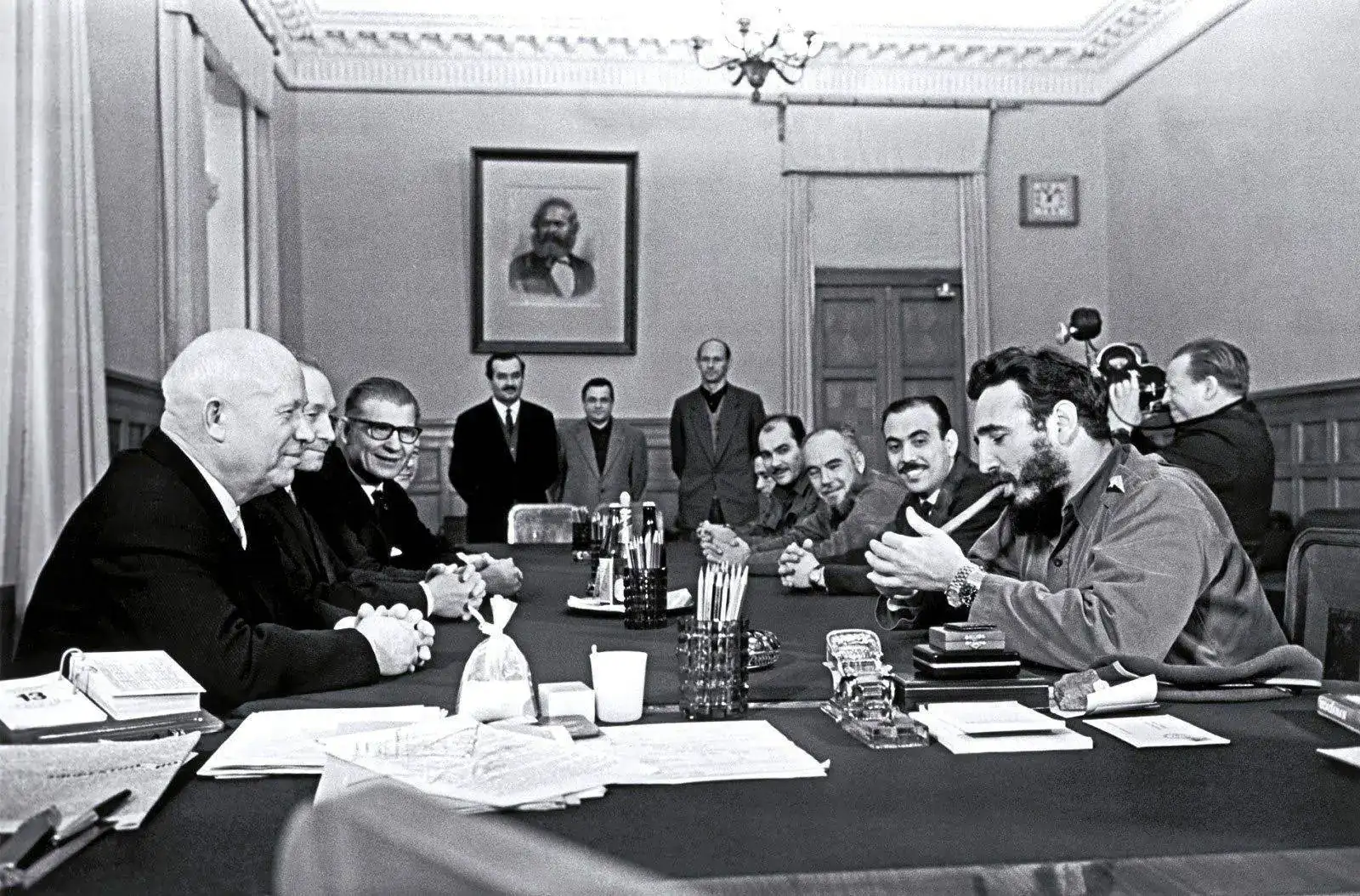 v-with-Fidel-Castro-Rolex-Day-Date-and-Submariner-.webp