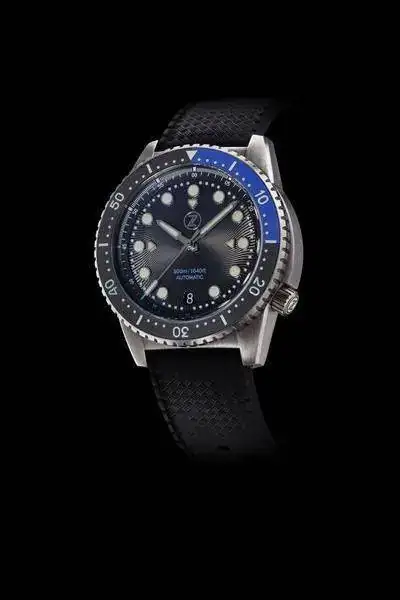 V3-Blue-Black-Bezel-_2018-02-08_-Zelos-Mako-500m--0166-V2-copy-MR_grande.webp