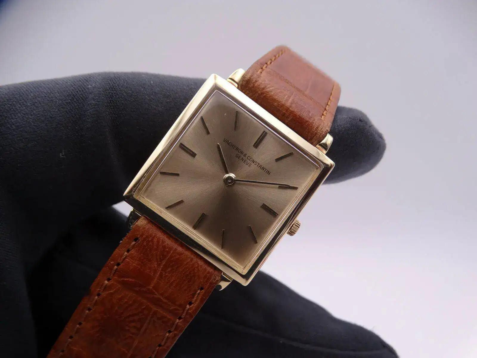 Vacheron Constantin Carre 09525.JPG