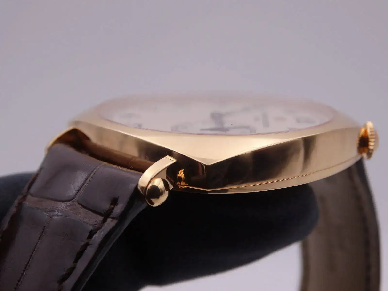 Vacheron Constantin Les Historiques 1921 06557.webp