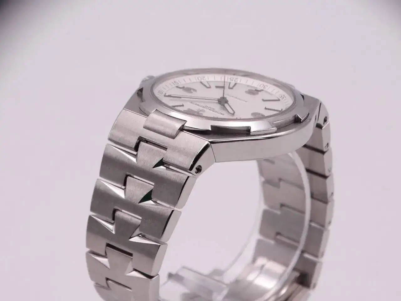 Vacheron constantin Overseas Automatic 07348.JPG