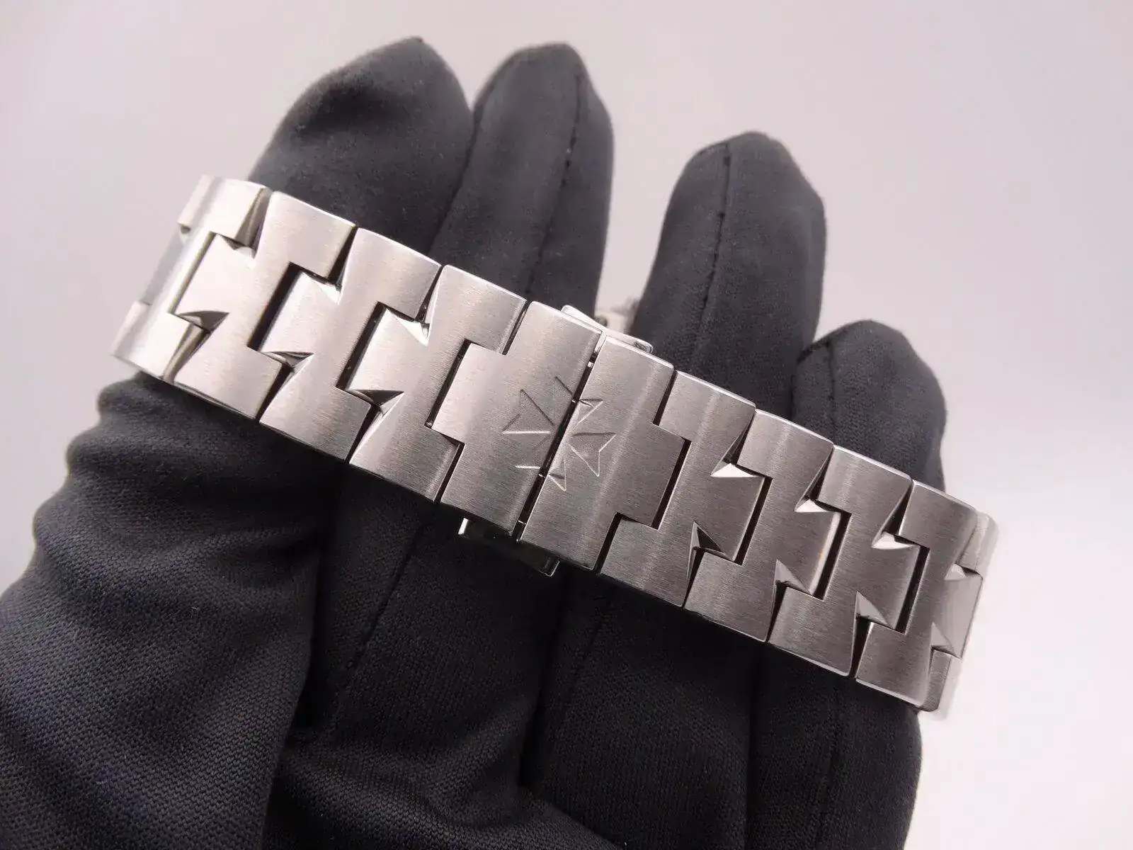 Vacheron Constantin Overseas Automatic 47040 8579.webp