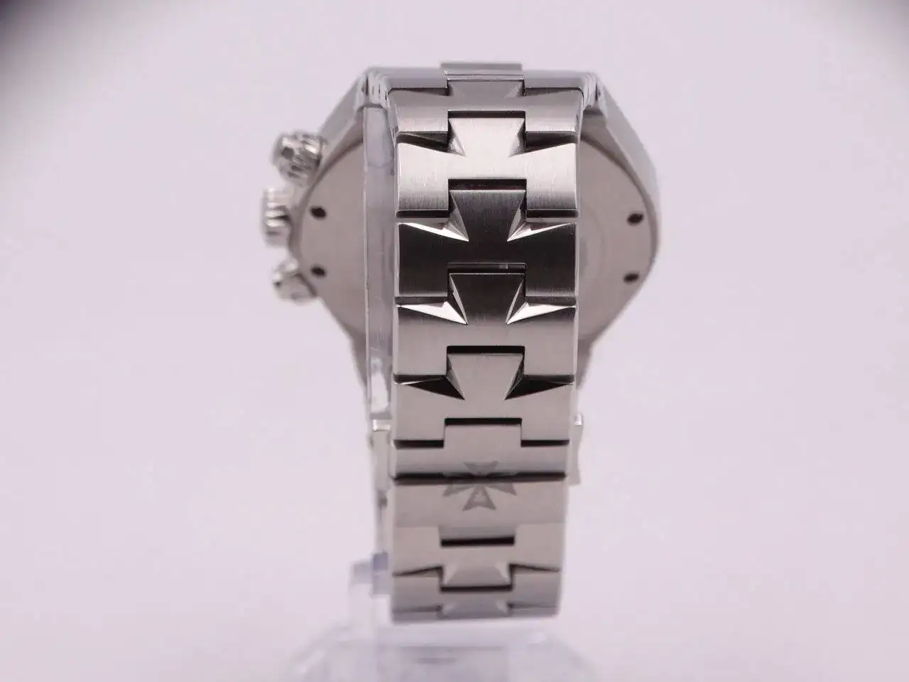 Vacheron Constantin Overseas Chronograph 09714.webp