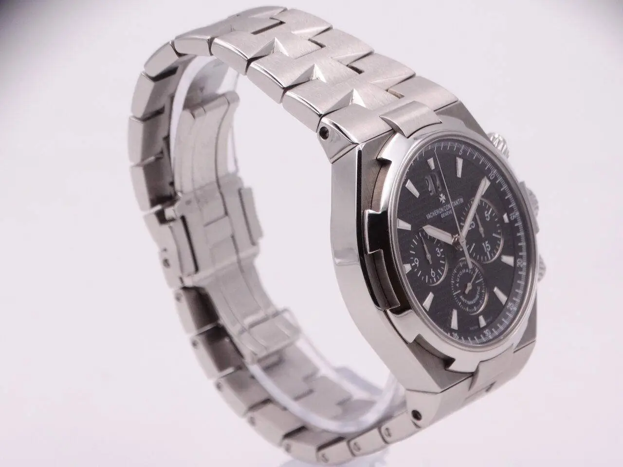 Vacheron Constantin Overseas Chronograph 09716.JPG