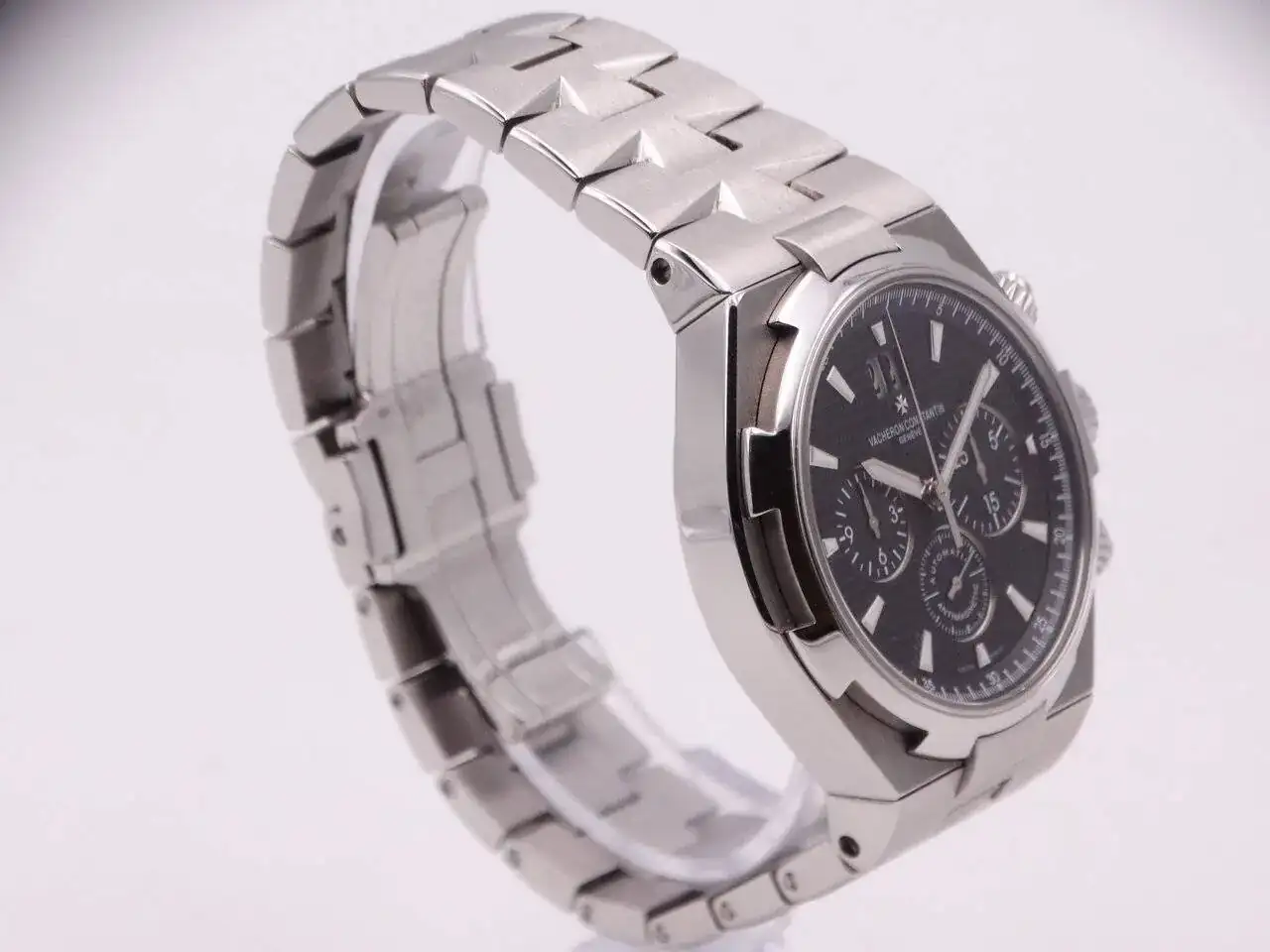 Vacheron Constantin Overseas Chronograph 09716.webp
