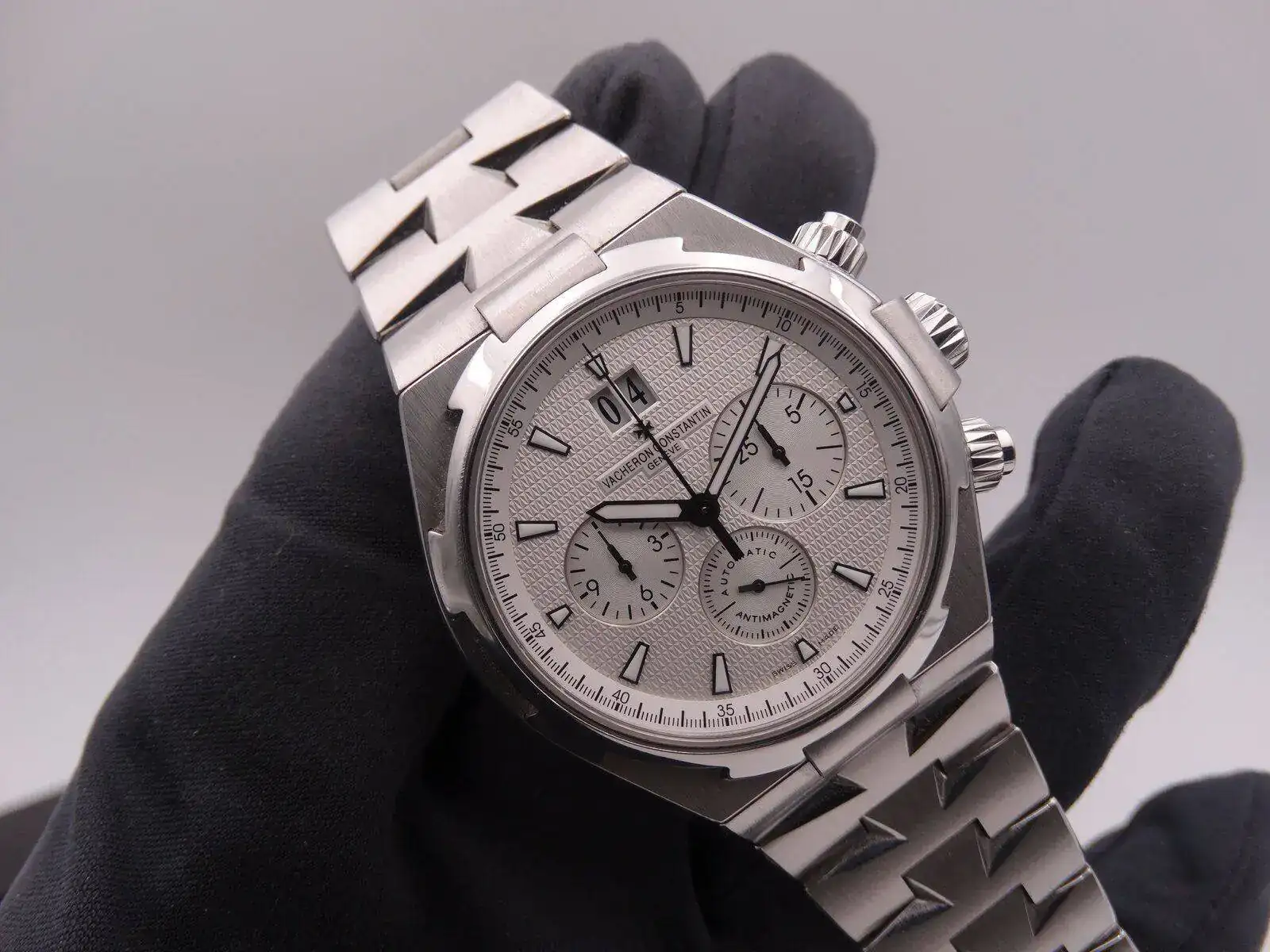 Vacheron Constantin Overseas Chronograph 49150 07669.webp