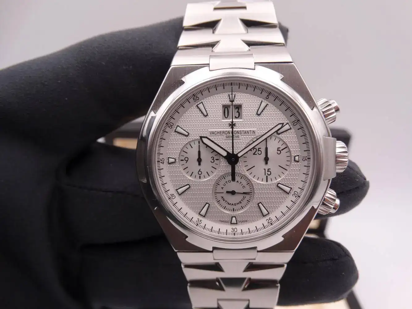 Vacheron Constantin Overseas Chronograph 7436.jpg