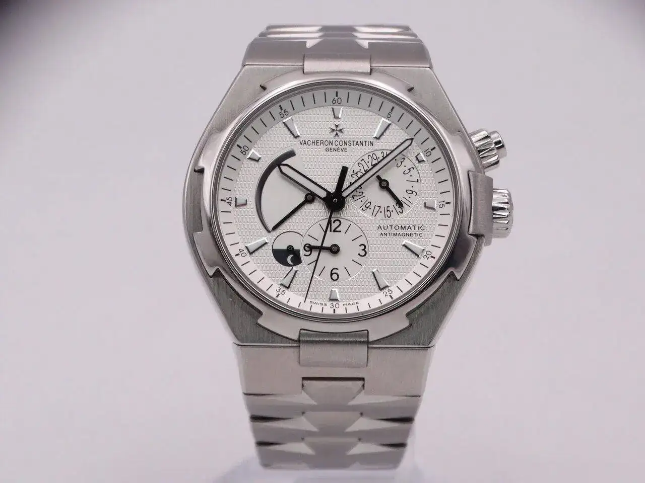 Vacheron Constantin Overseas Dual Time Power Reserve 07250.JPG