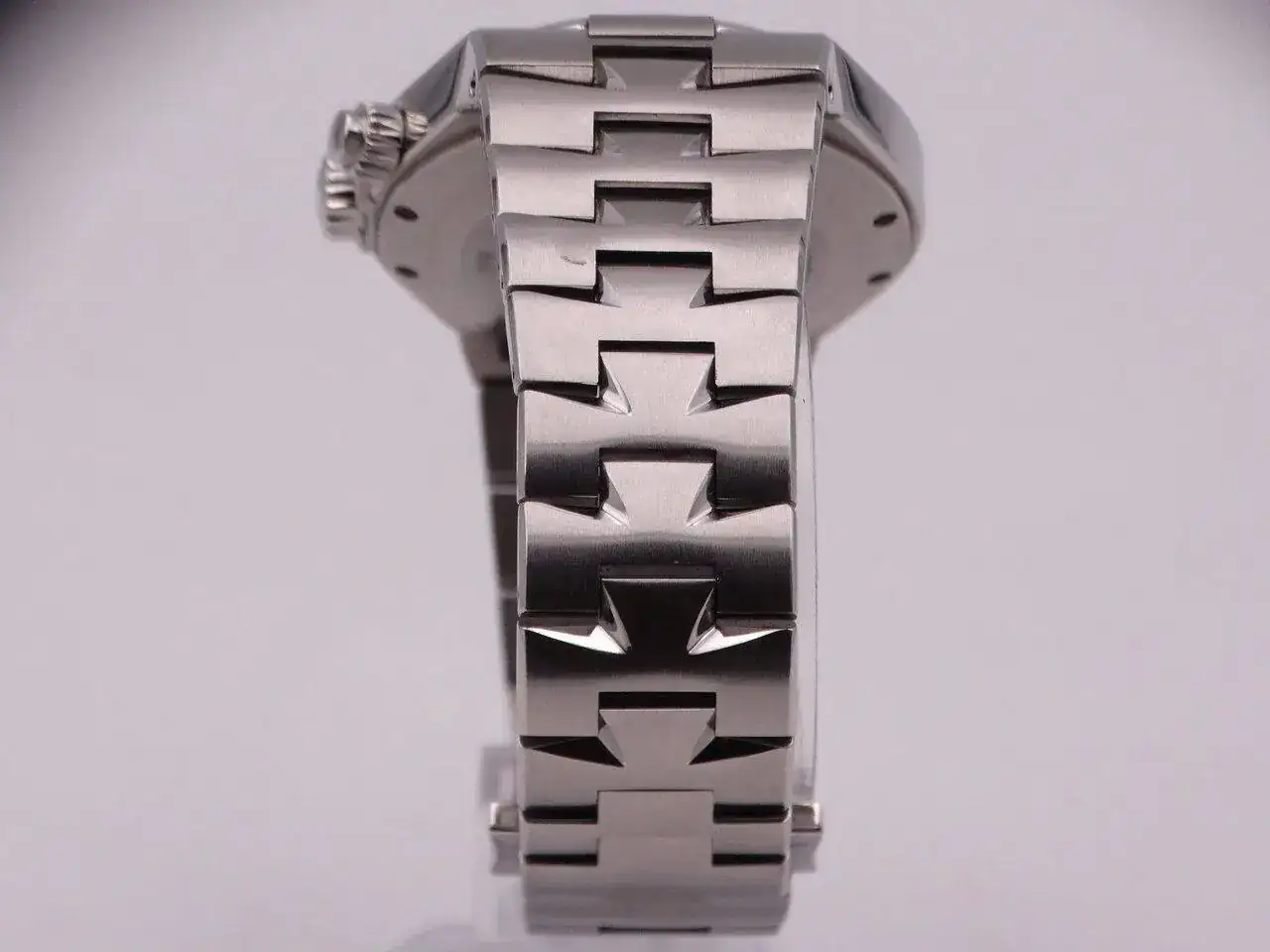 Vacheron Constantin Overseas Dual Time Power Reserve 07253.JPG