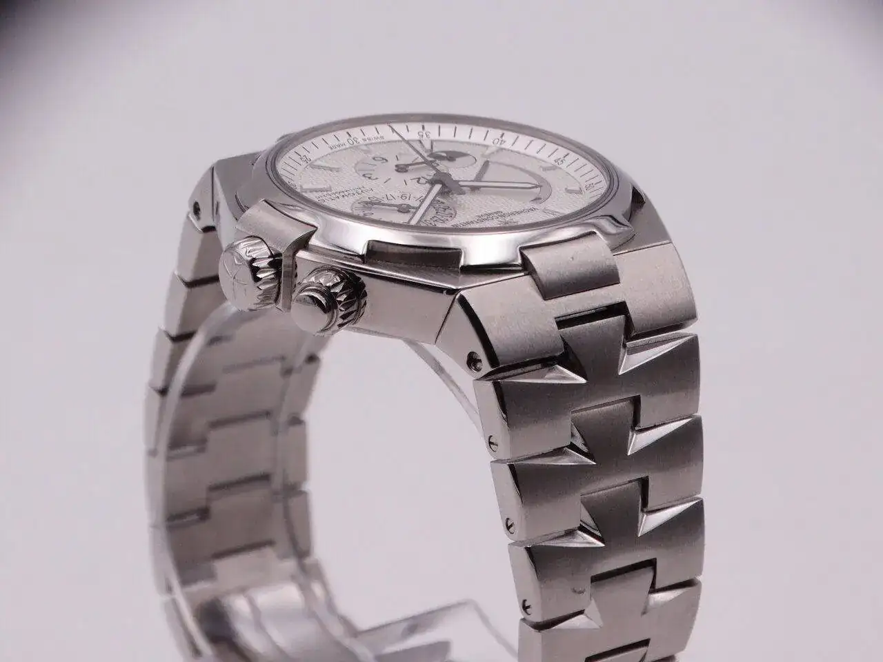 Vacheron Constantin Overseas Dual Time Power Reserve 07259.JPG