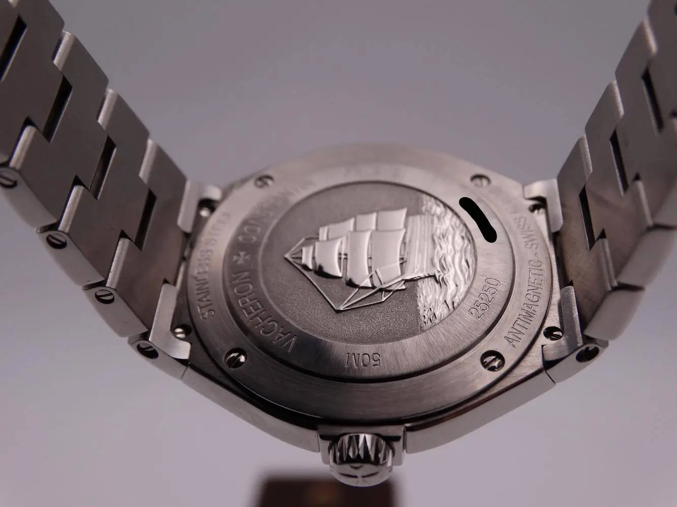 Vacheron Constantin Overseas Quartz  7267.jpg