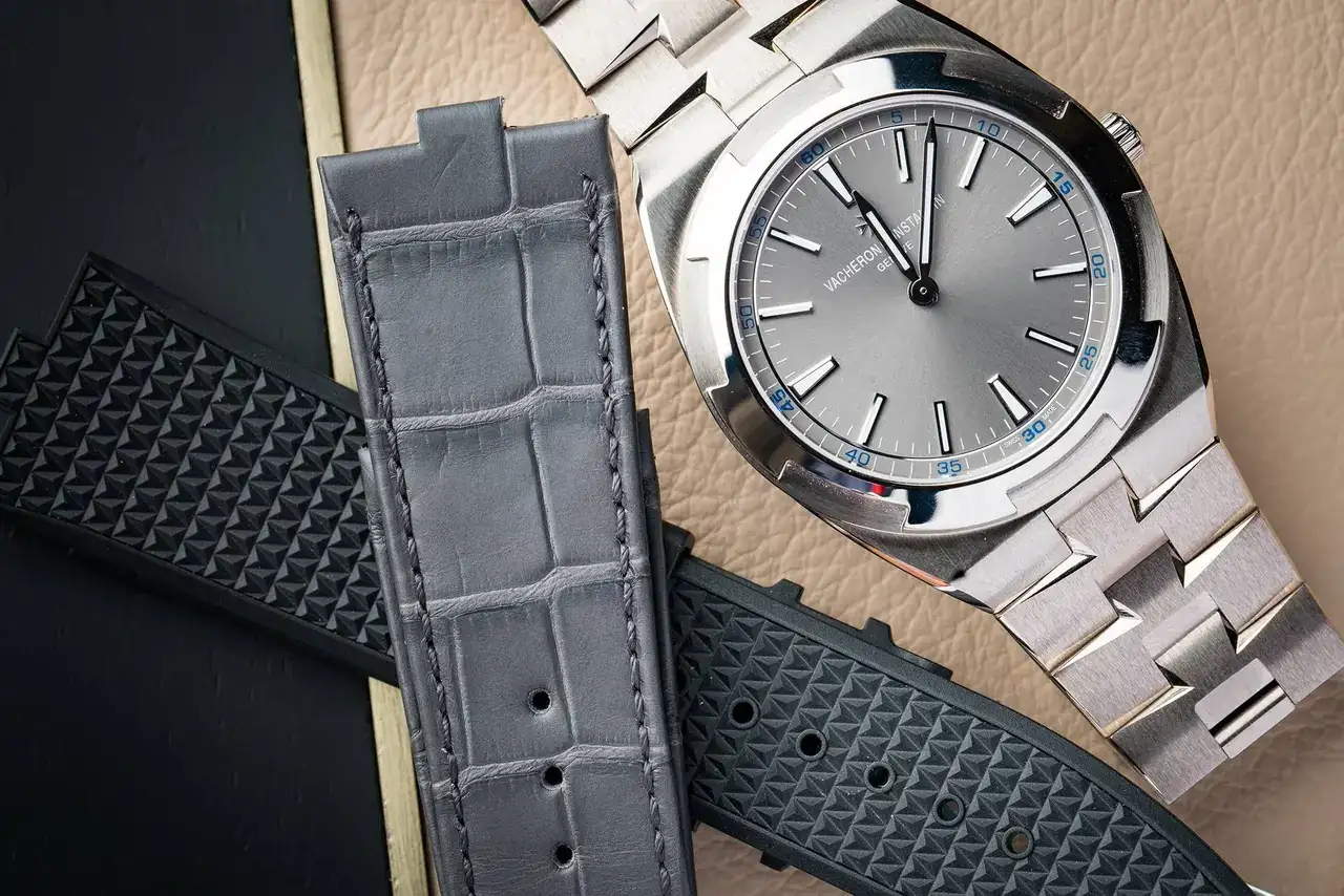 Vacheron-Constantin-Overseas-Ultra-Thin.webp