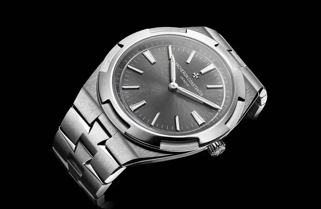 Vacheron-Constantin-SIHH-2016-Overseas-Ultra-Thin.webp