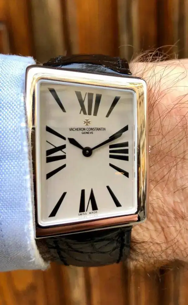 Vacheron_Constantin_Tank_Asymetrique_1972_Boite_et_papiers_comme_neuve_11.webp