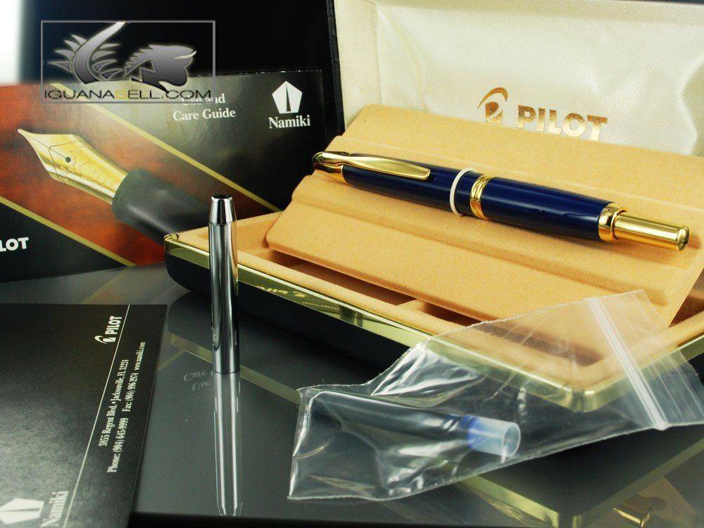 Vanishing-Point-Fountain-Pen-Blue-and-Gold-60266-9.jpg