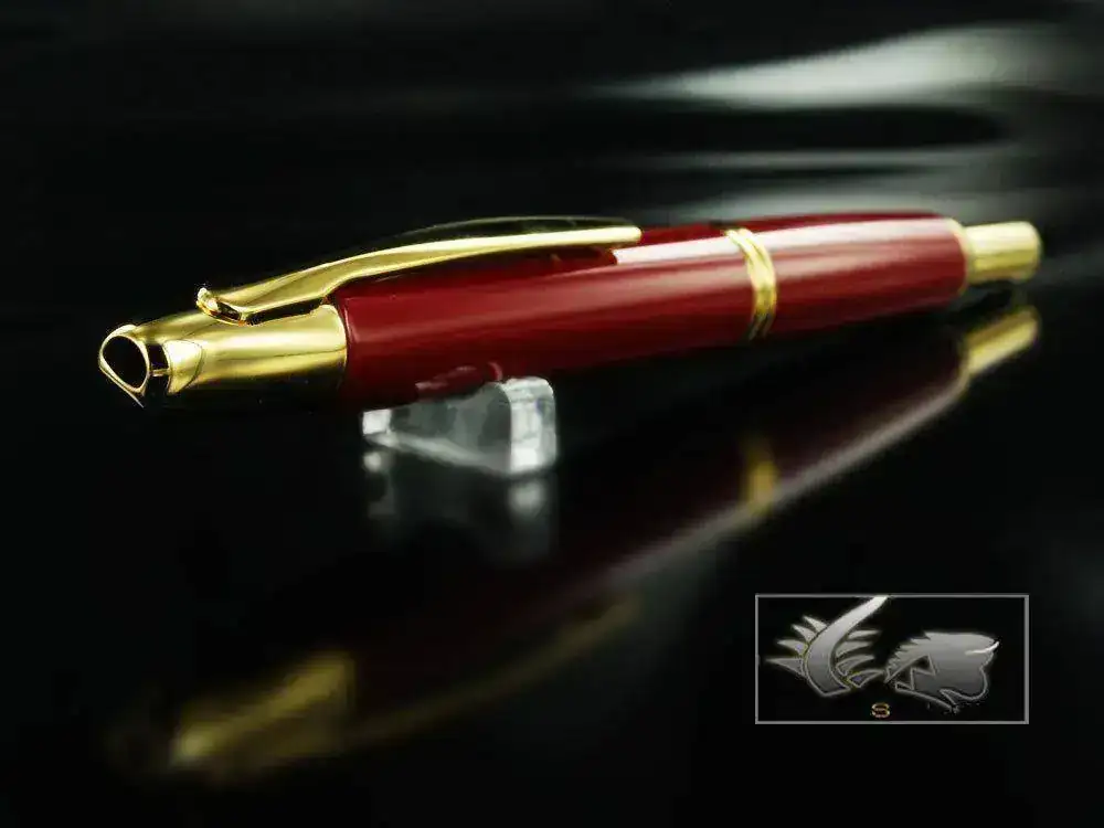 -Vanishing-Point-Fountain-Pen-Red-and-Gold-60267-2.webp