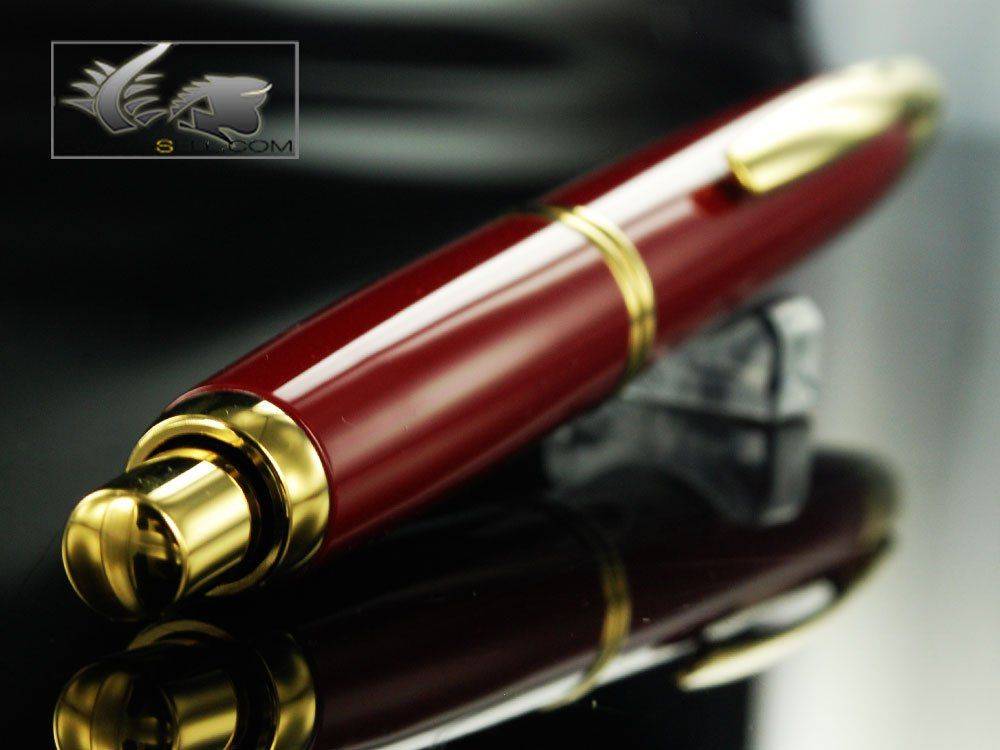 -Vanishing-Point-Fountain-Pen-Red-and-Gold-60267-7.jpg