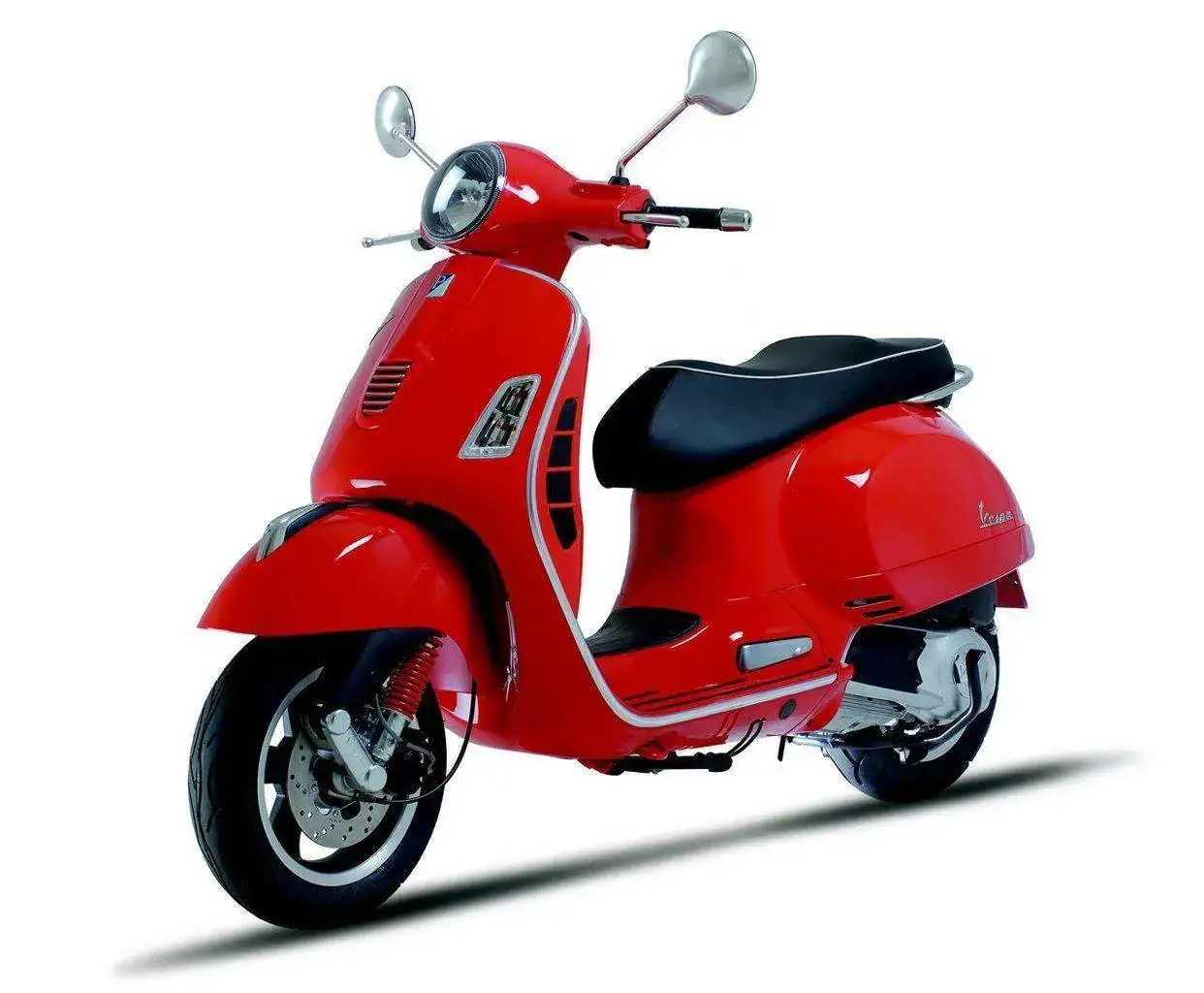 vespa-gts-125-super-anteriore.webp