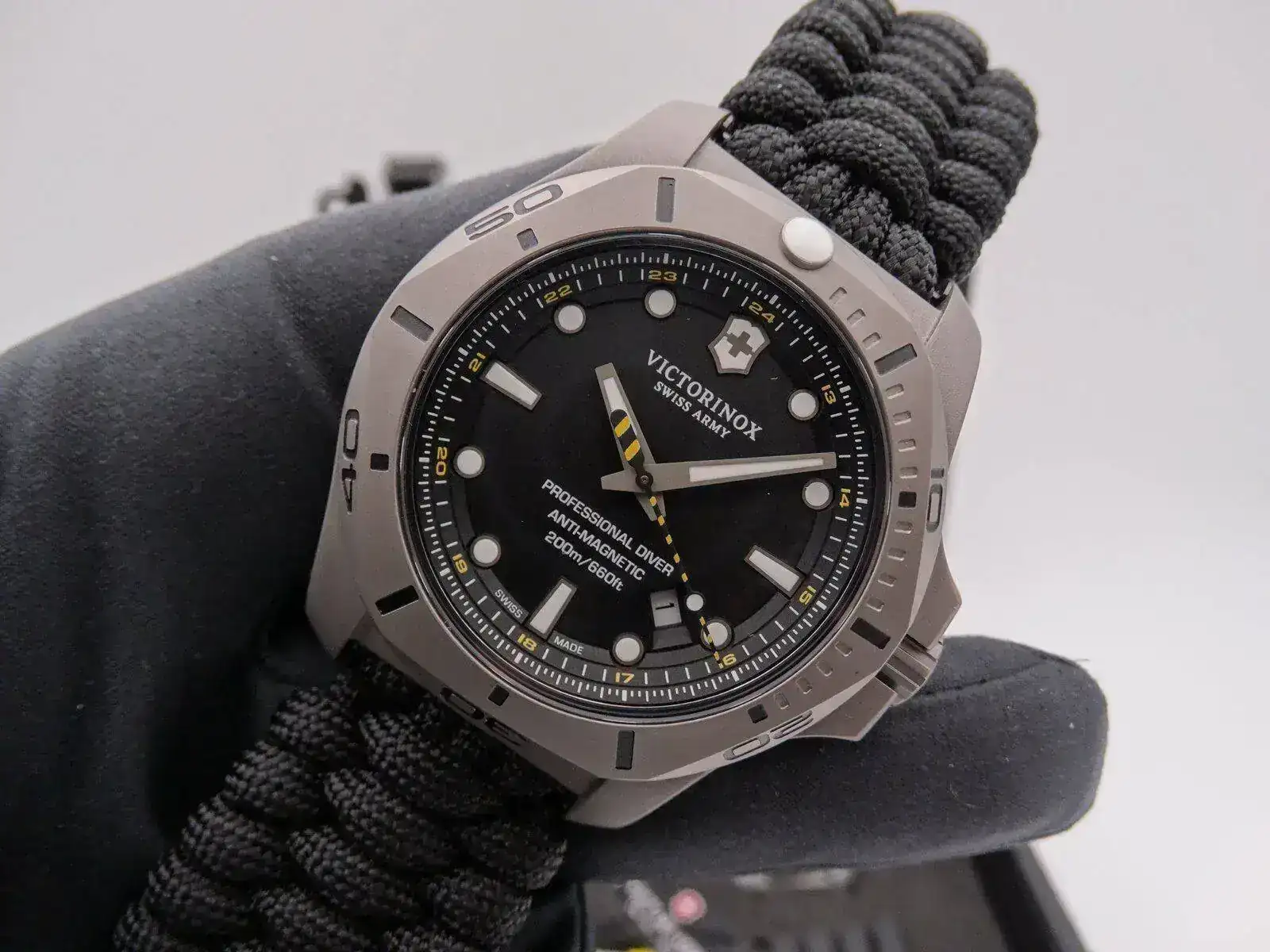 Victorinox INOX Diver Titanium 09907.webp