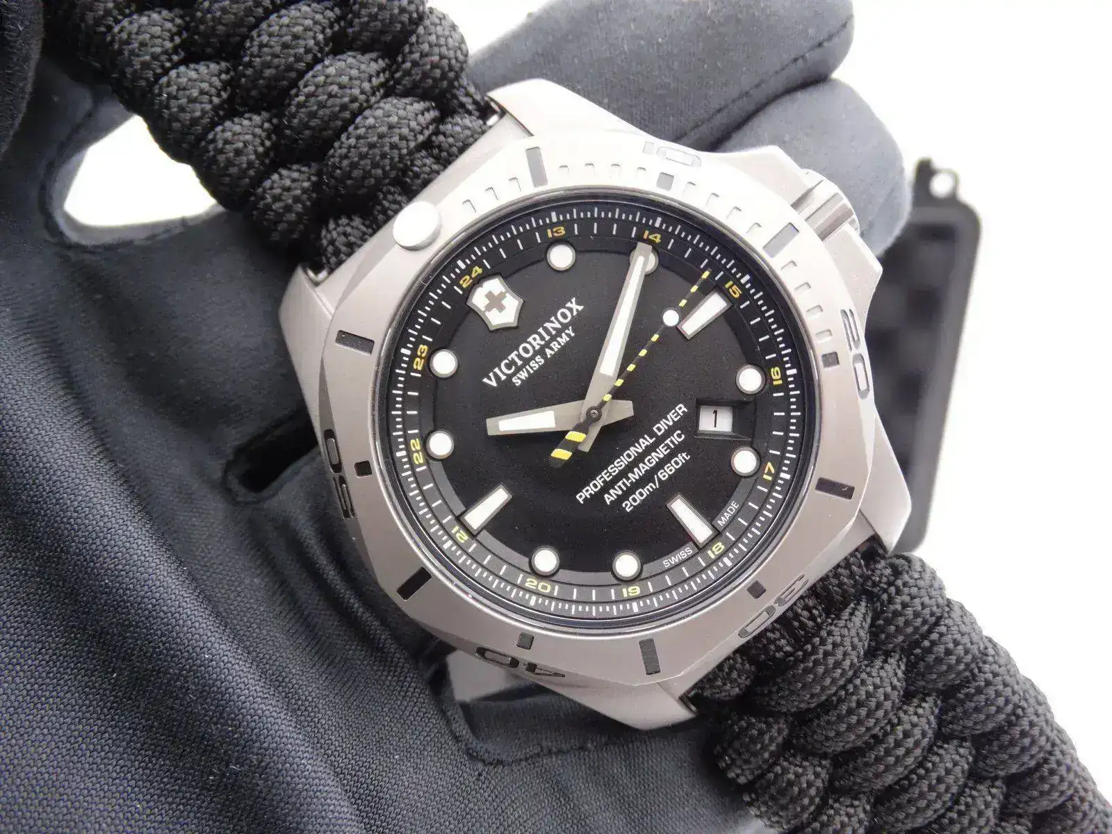 Victorinox INOX Diver Titanium 09921.webp