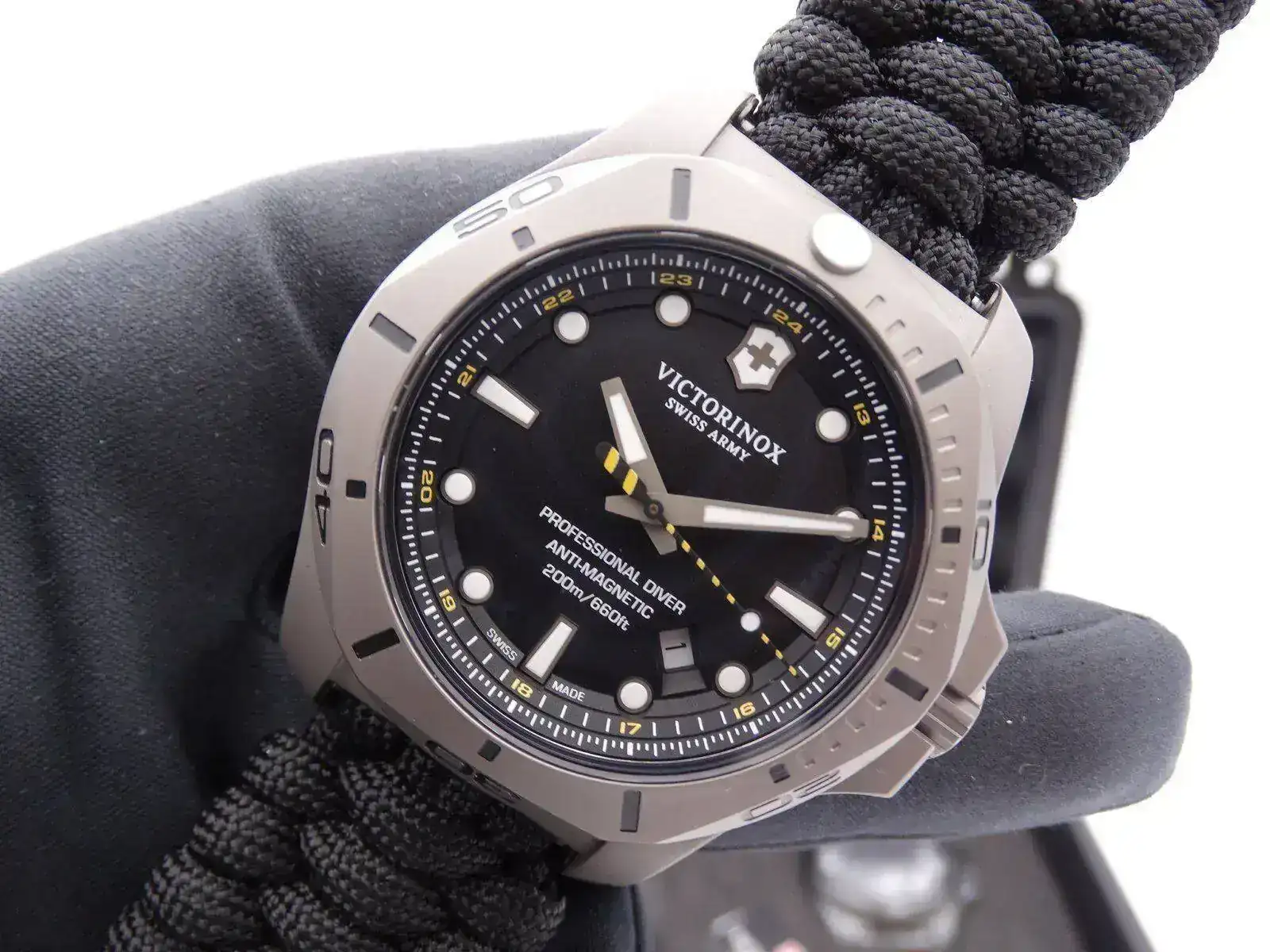 Victorinox INOX Diver Titanium 09922.webp