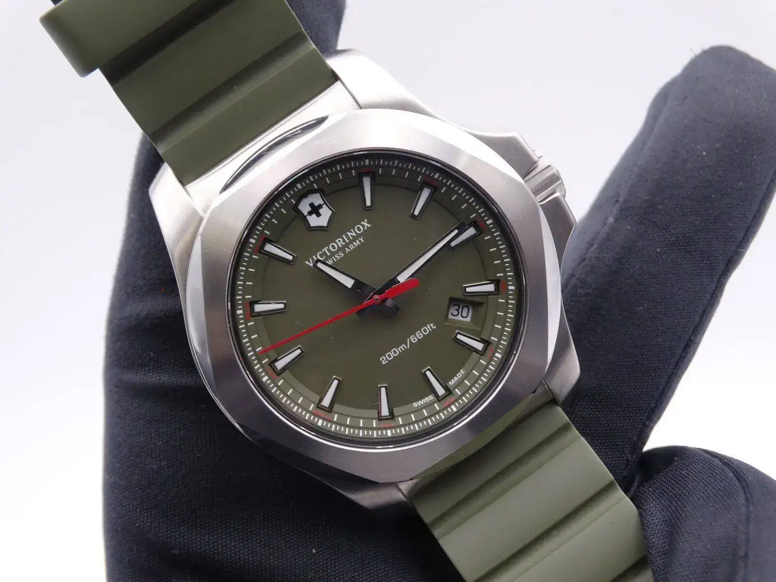 Victorinox INOX Green 04017.webp