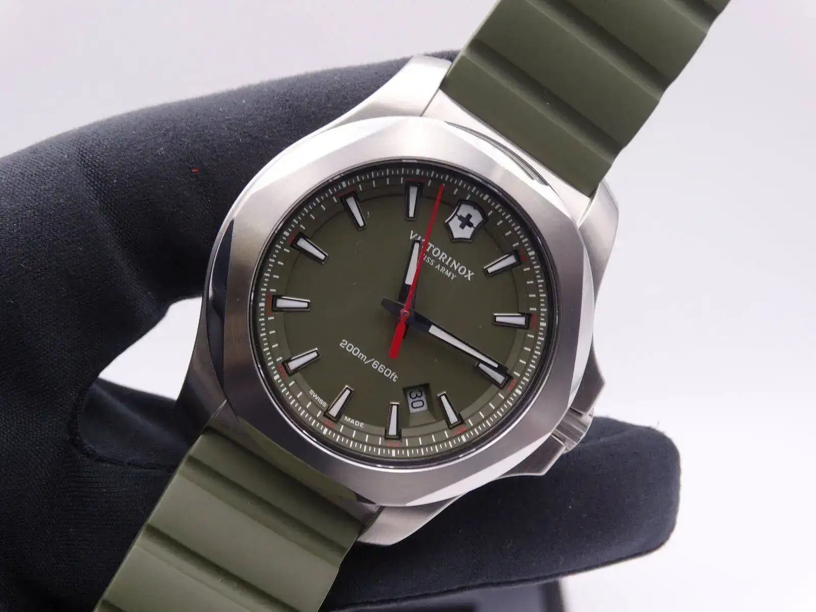 Victorinox INOX Green 04020.webp