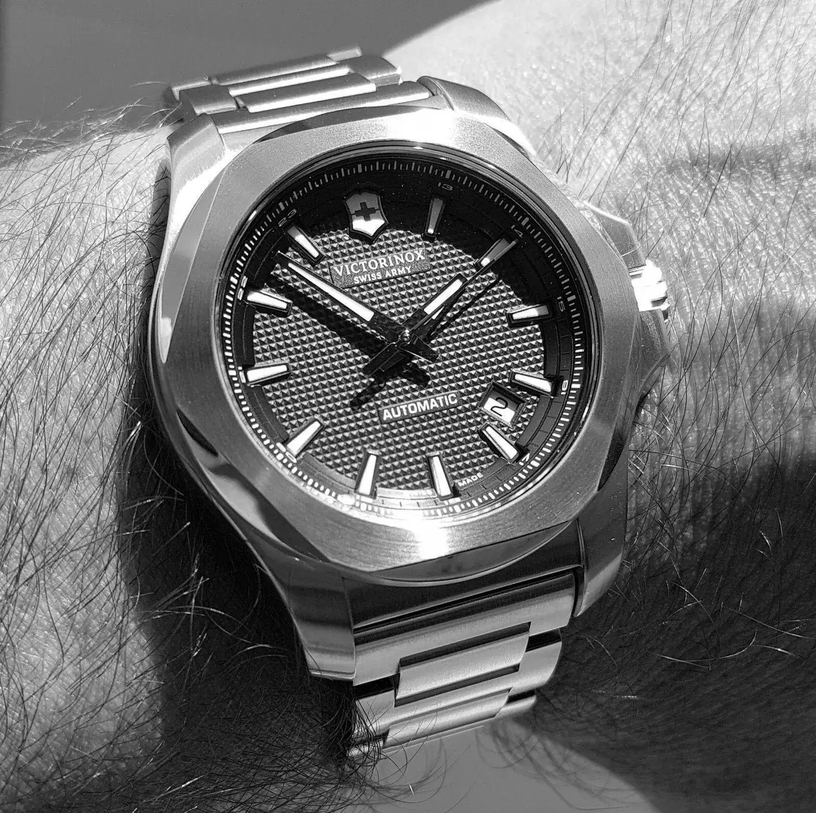 Victorinox INOX. Mechanical 43mm 200M  #241835 (B&W) (2).webp