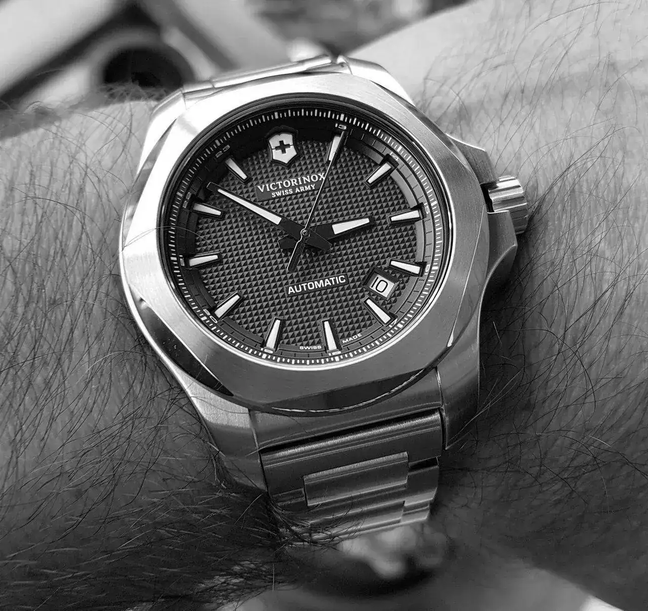 Victorinox INOX. Mechanical 43mm 200M  #241835 (ByN).webp