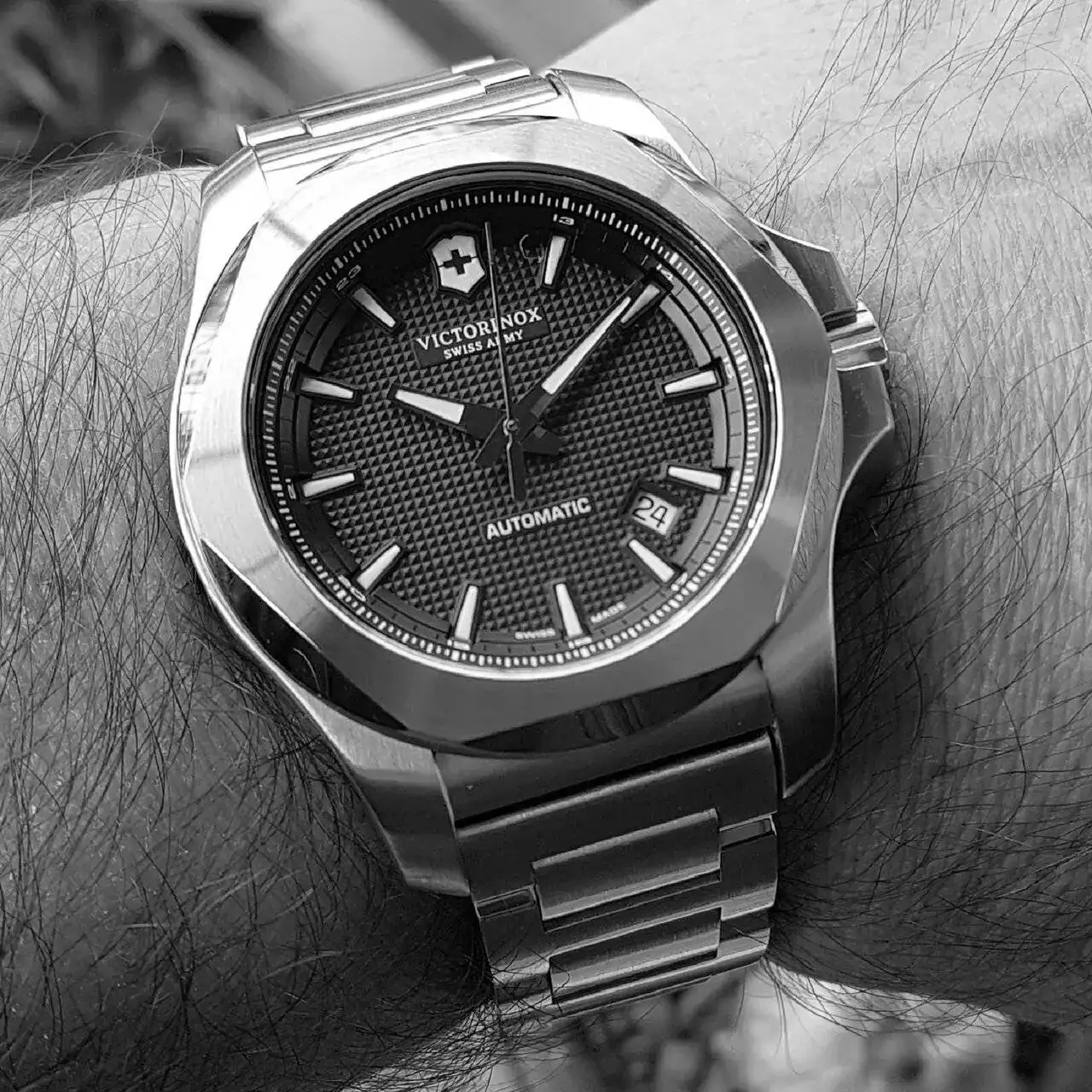 Victorinox-INOX.-Mechanical-43mm-200M--241835-ConvertImage.webp
