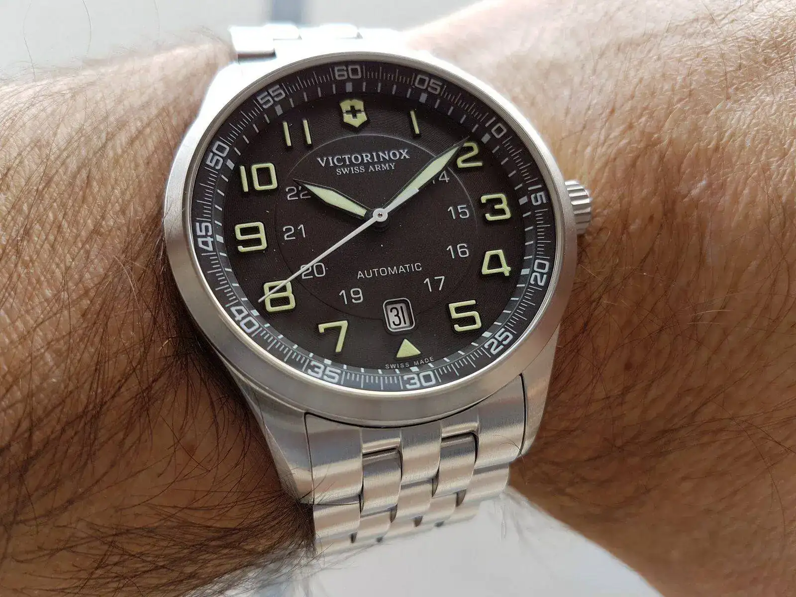 Victorinox Swiss Army AirBoss Mechanical #241508 (1).webp