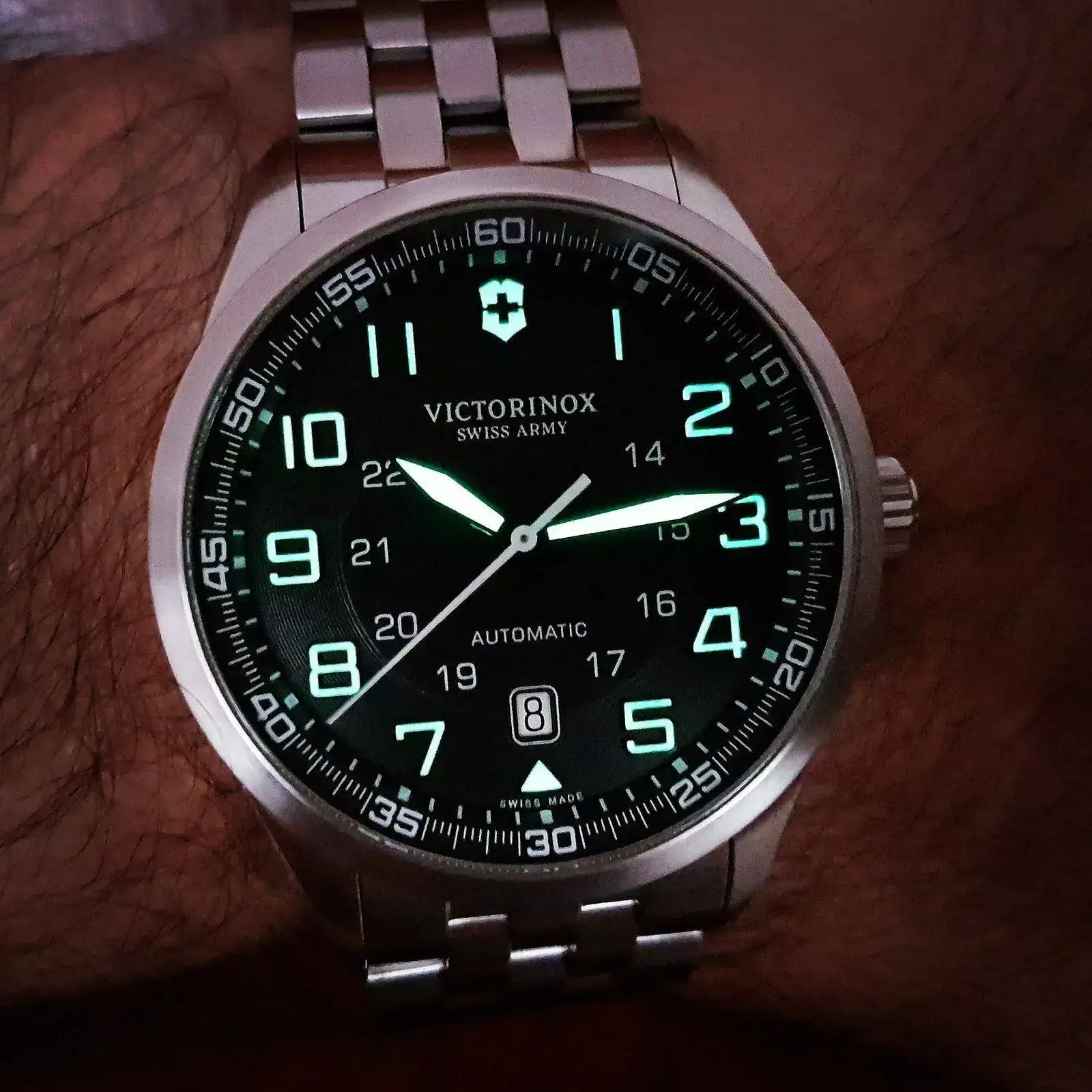 Victorinox Swiss Army AirBoss Mechanical #241508 (2).webp