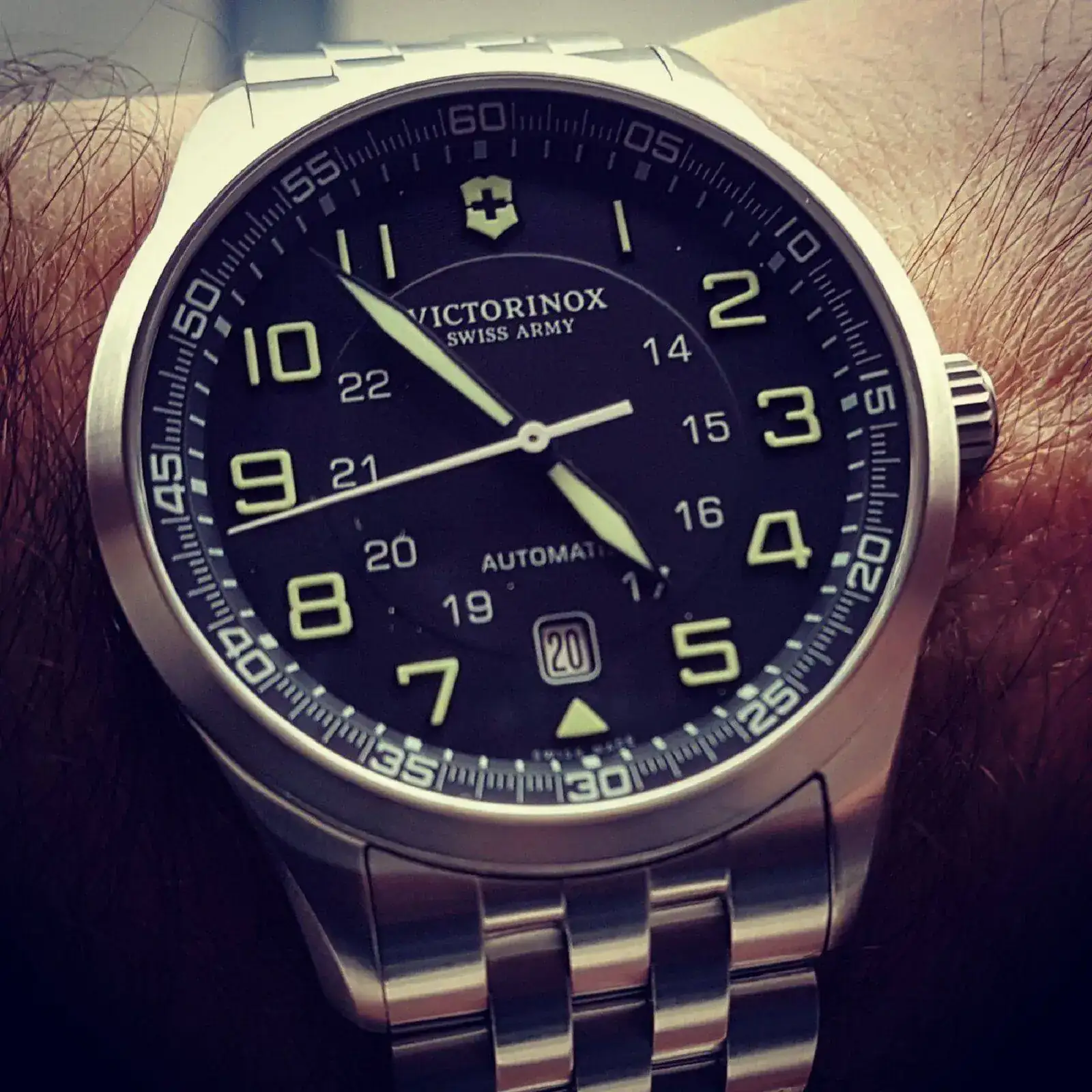 Victorinox Swiss Army AirBoss Mechanical #241508 (2).webp