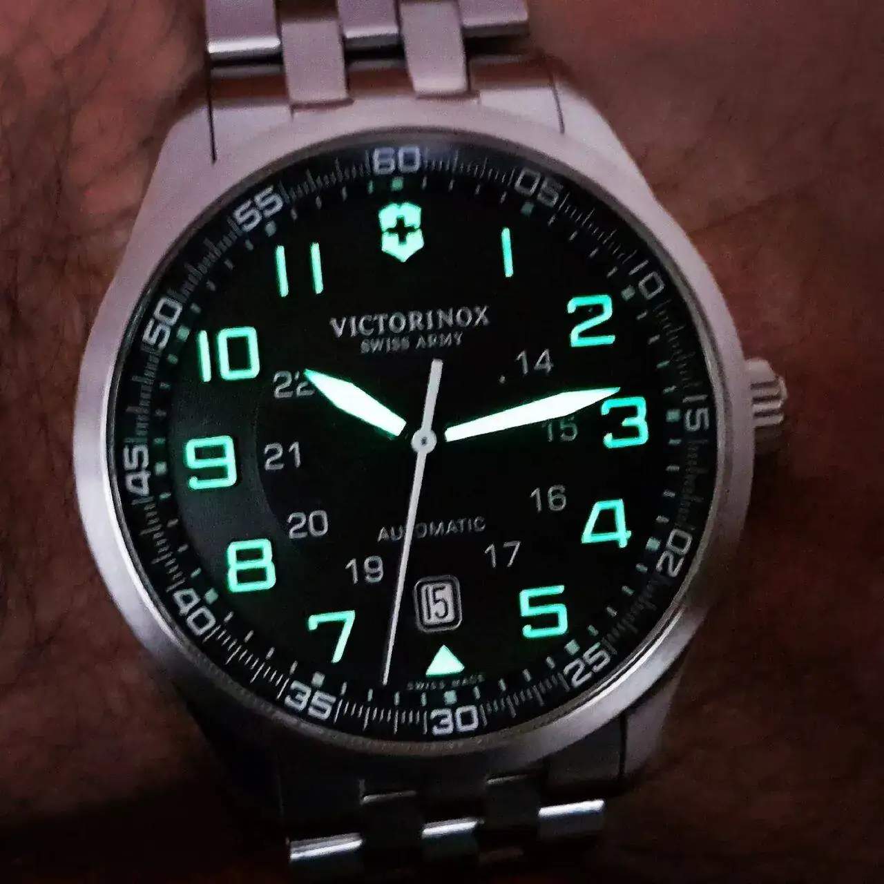 Victorinox Swiss Army AirBoss Mechanical #241508 (2).webp