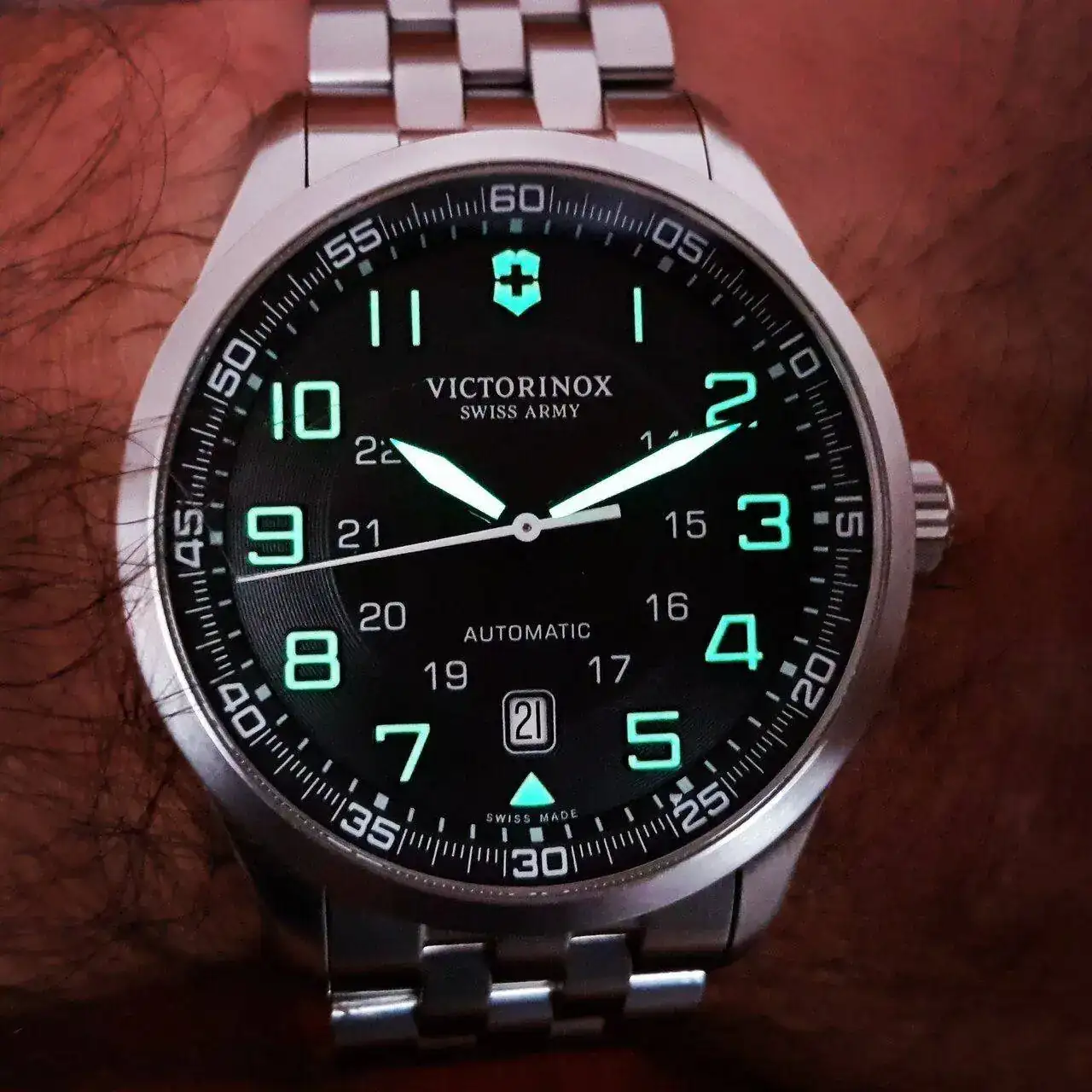 Victorinox Swiss Army AirBoss Mechanical #241508 (2).webp