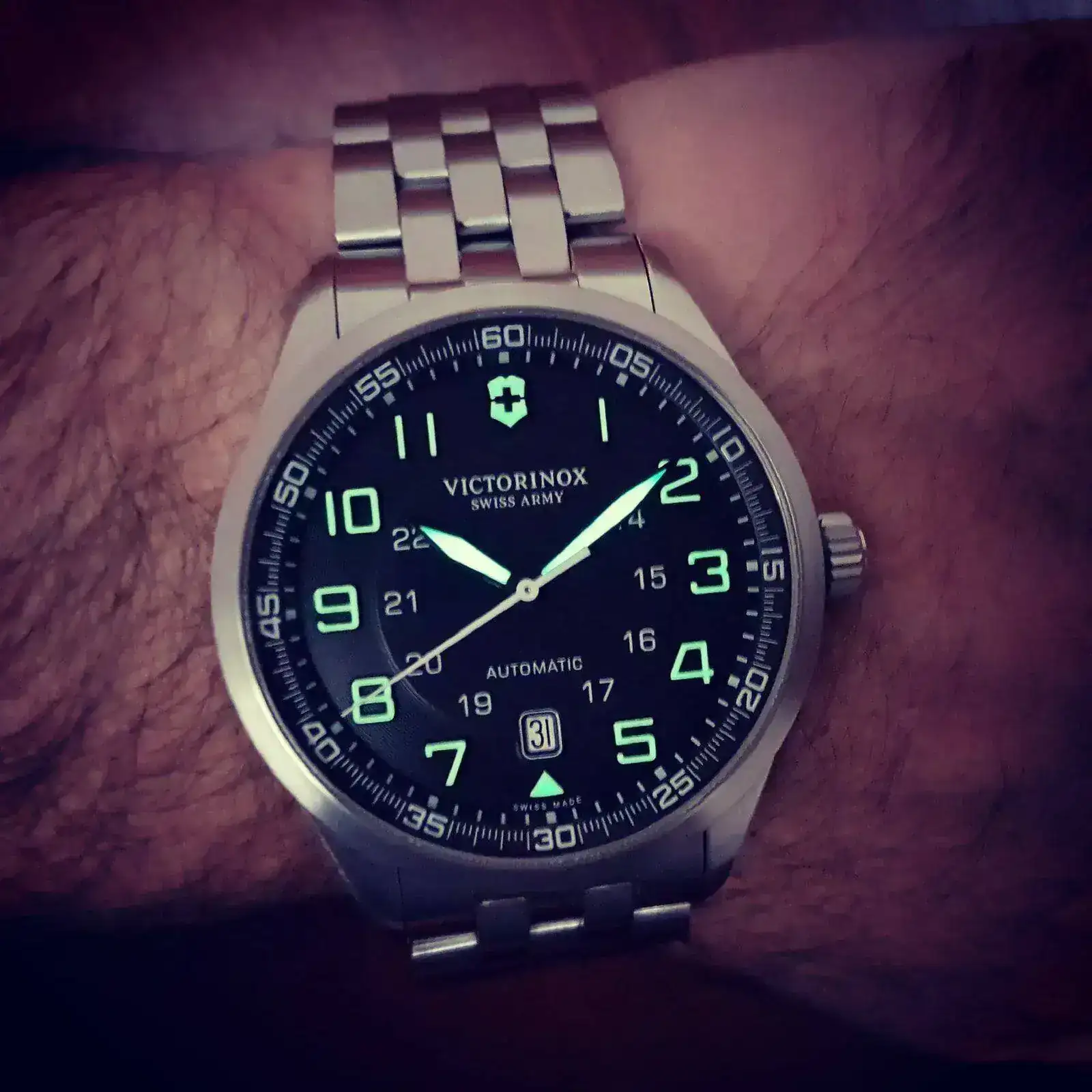 Victorinox Swiss Army AirBoss Mechanical #241508 (2).webp