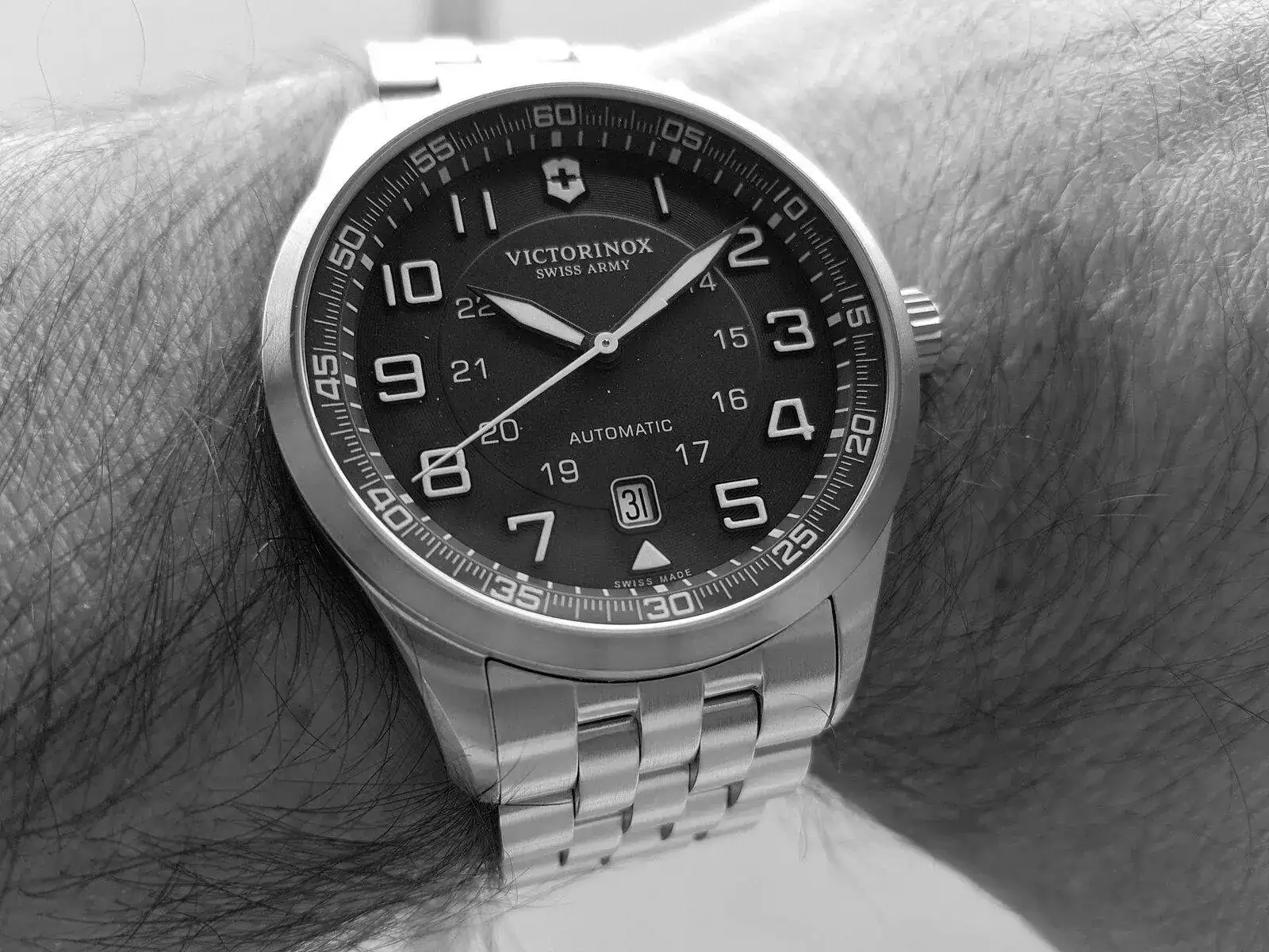 Victorinox Swiss Army AirBoss Mechanical #241508 (B&W)(1).webp
