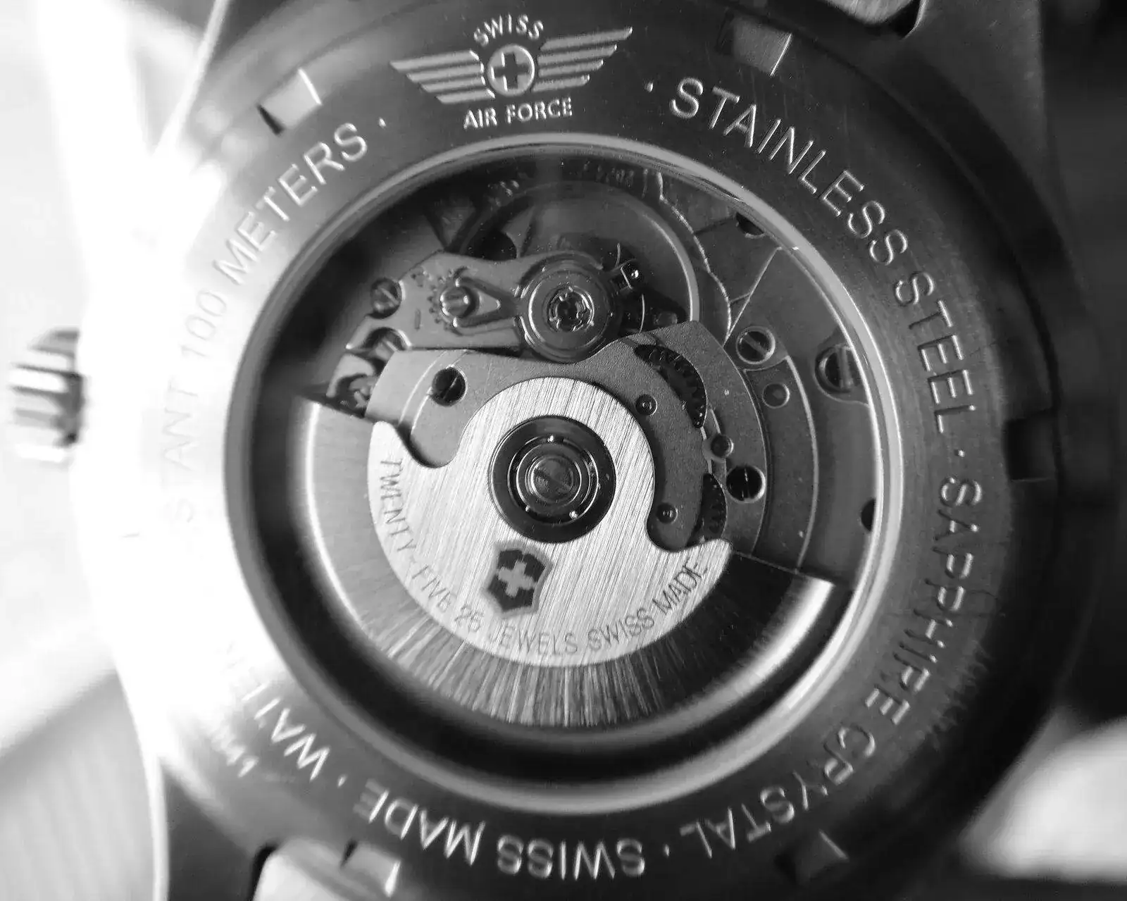 Victorinox Swiss Army AirBoss Mechanical #241508 (B&W) (2).webp