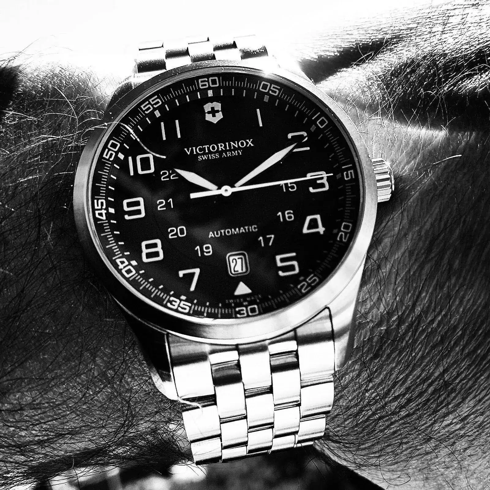 Victorinox Swiss Army AirBoss Mechanical #241508 (B&W) (3).webp
