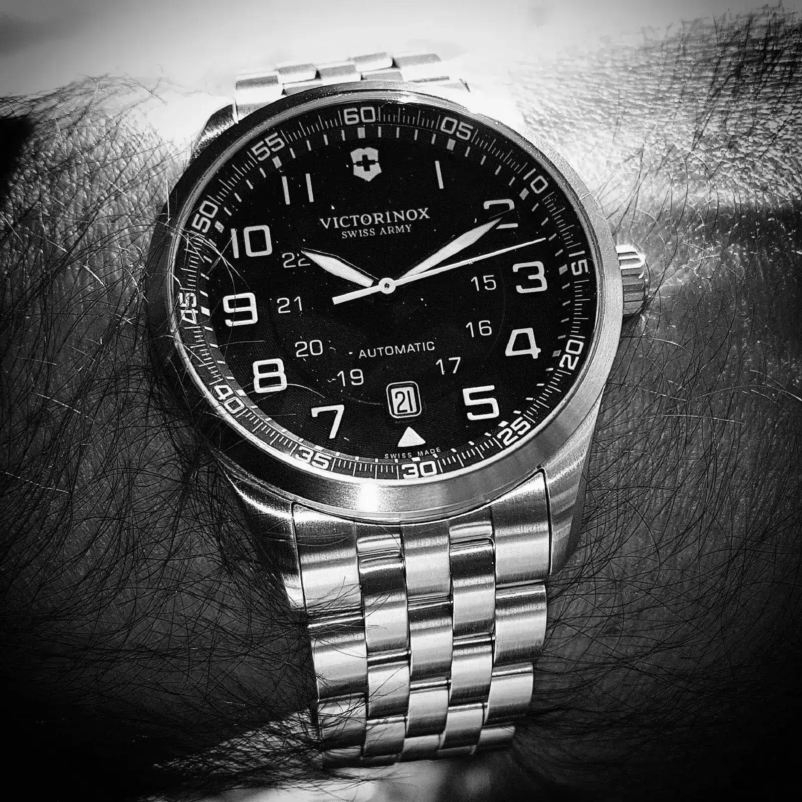 Victorinox Swiss Army AirBoss Mechanical #241508 (B&W).webp