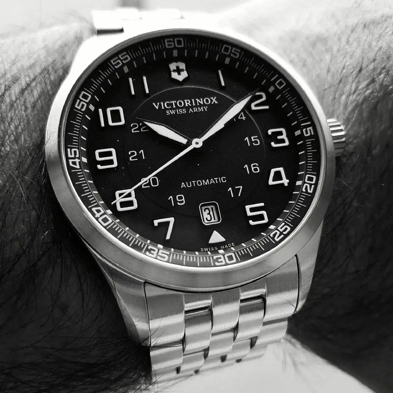 Victorinox Swiss Army AirBoss Mechanical #241508 (B&W).webp