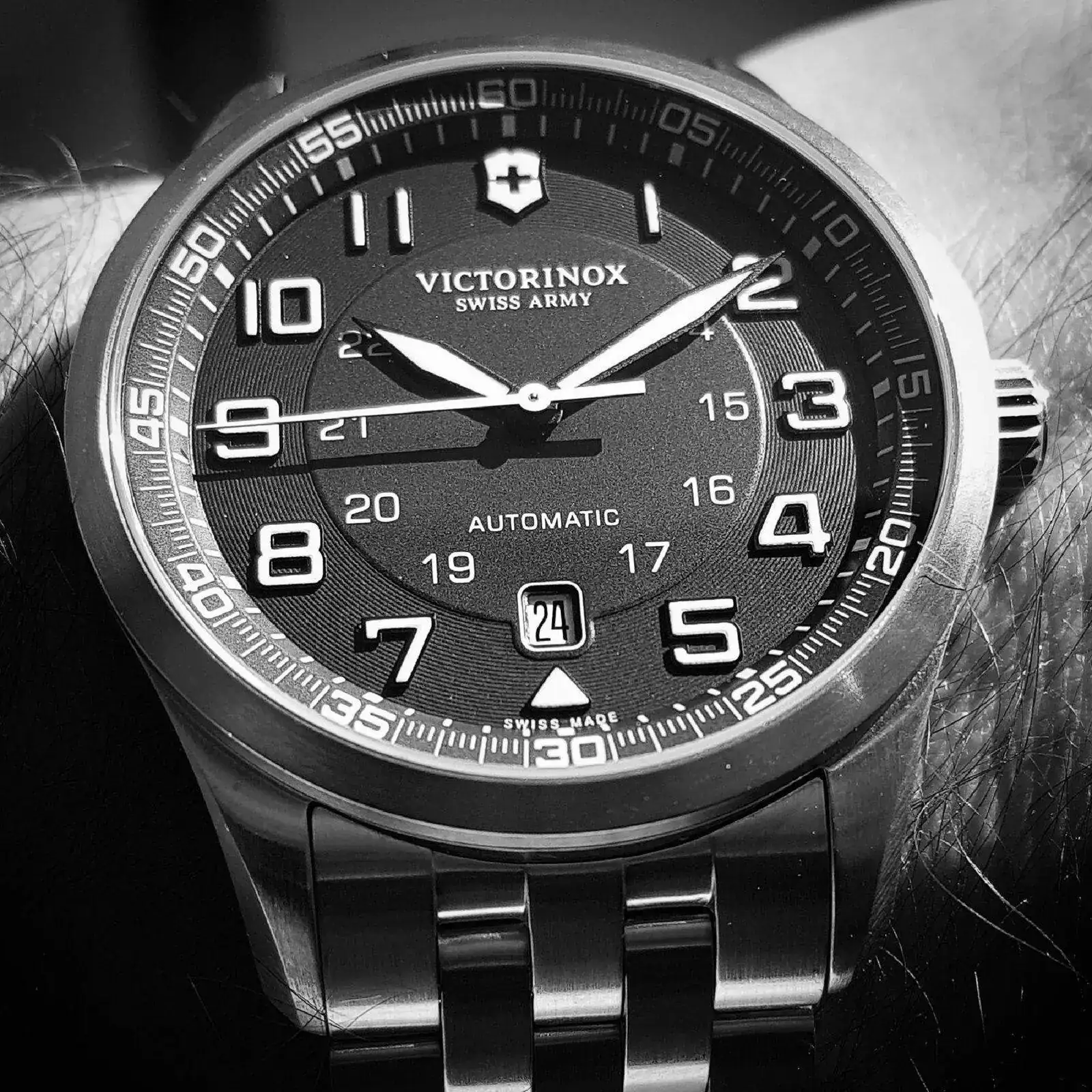 Victorinox Swiss Army AirBoss Mechanical #241508 (B&W).webp